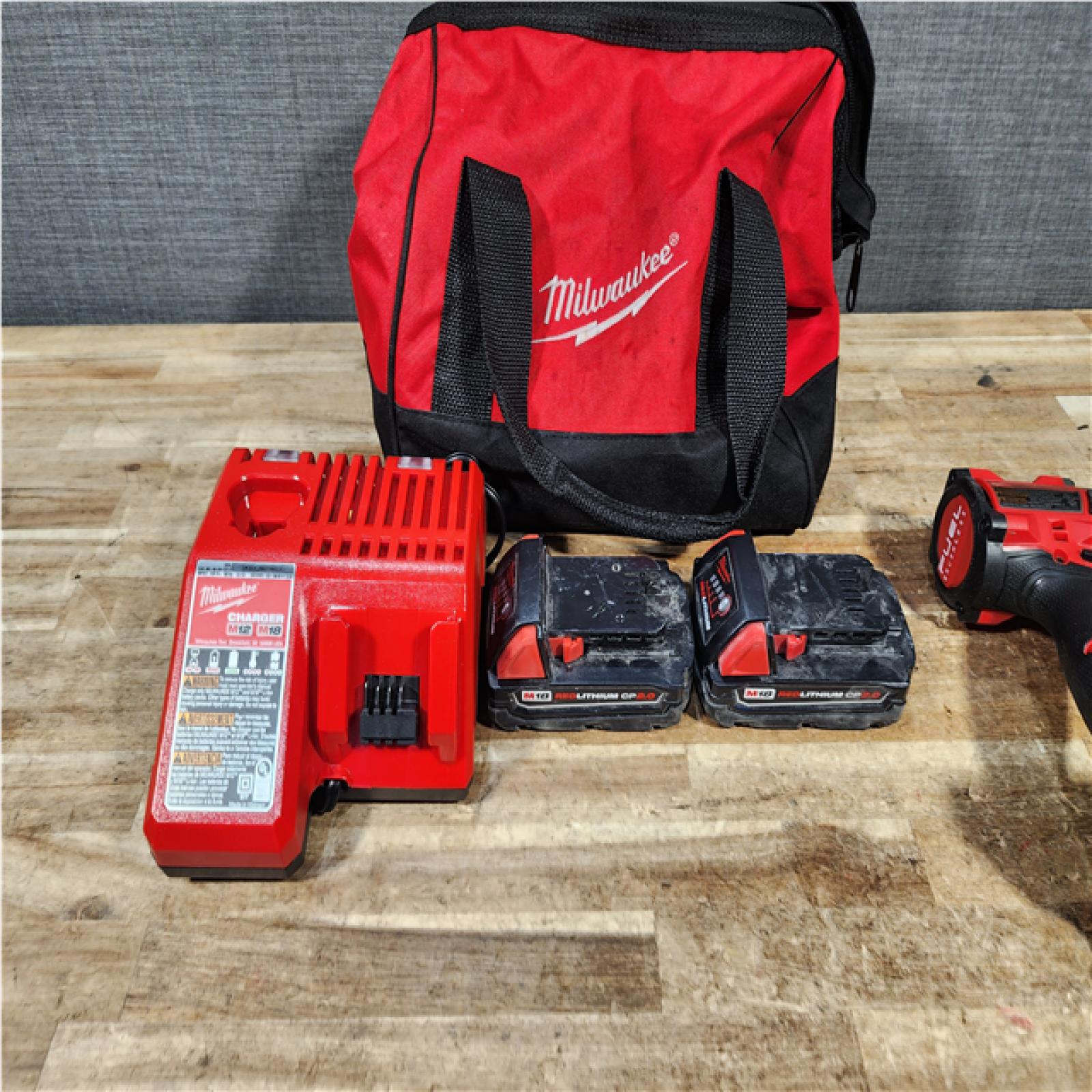 HOUSTON LOCATION - AS - IS Milwaukee FUEL 18V Lithium-Ion Brushless Cordless 1/2 in. Hammer Drill Driver Kit