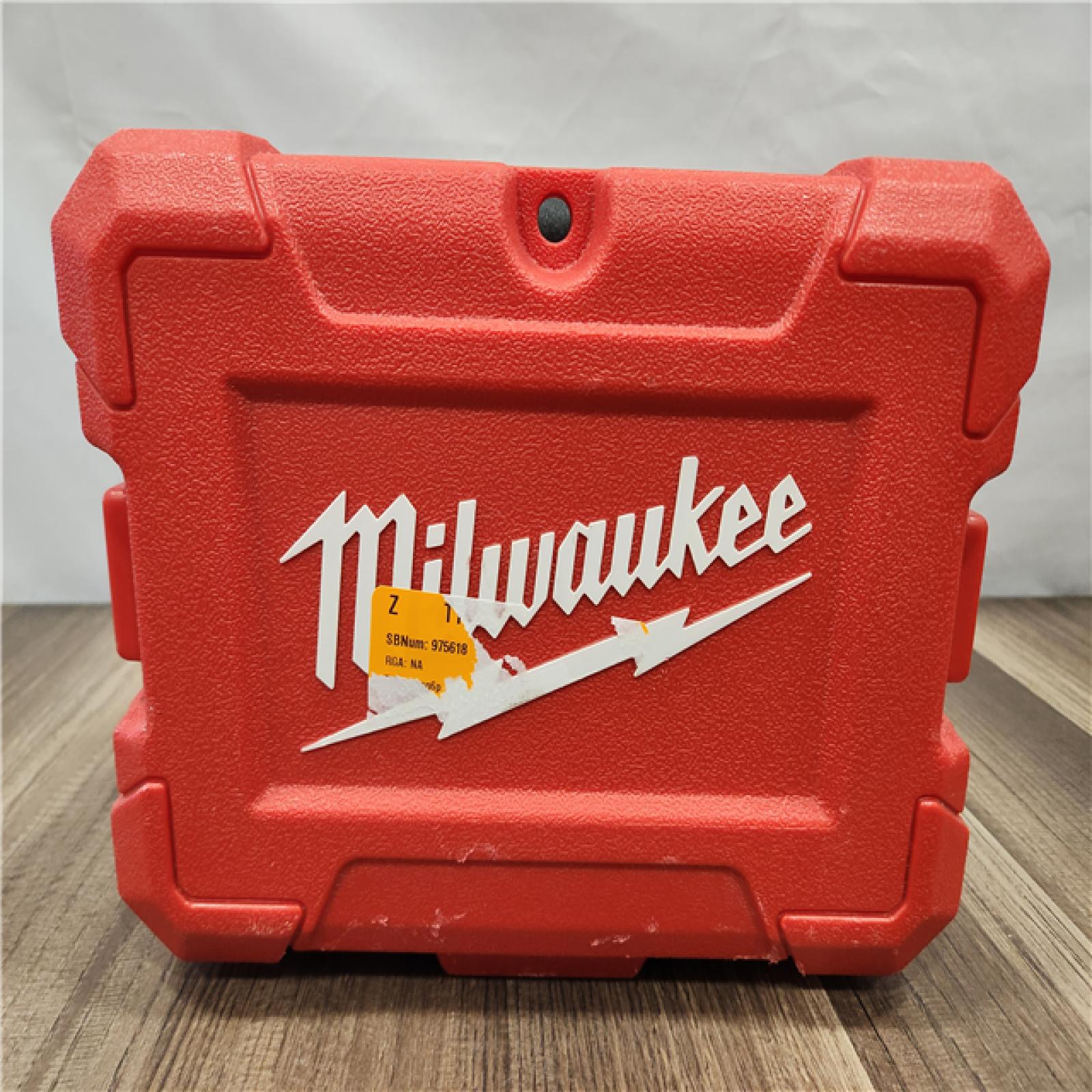 AS-IS- Milwaukee Green Cross Line Laser