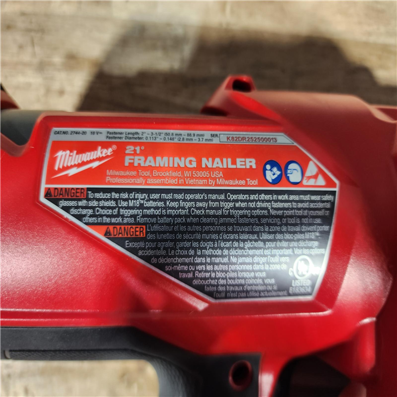 HOUSTON LOCATION - AS - IS Milwaukee FUEL 3-1/2 in. 18-Volt 21-Degree Lithium-Ion Brushless Cordless Framing Nailer (Tool-Only)