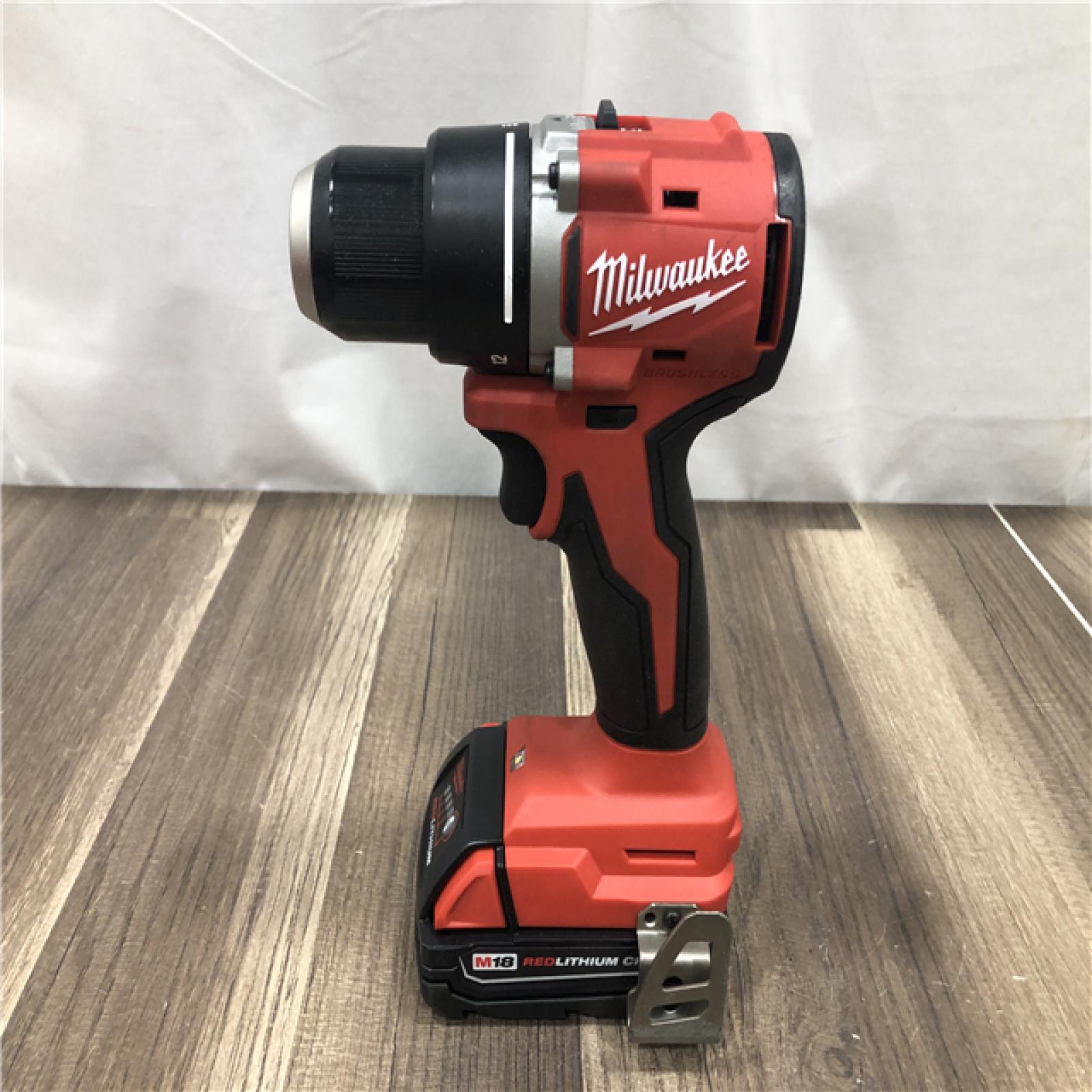 AS-IS Milwaukee 18V Lithium-Ion Brushless Cordless 1/2 in. Compact Drill/Driver Kit