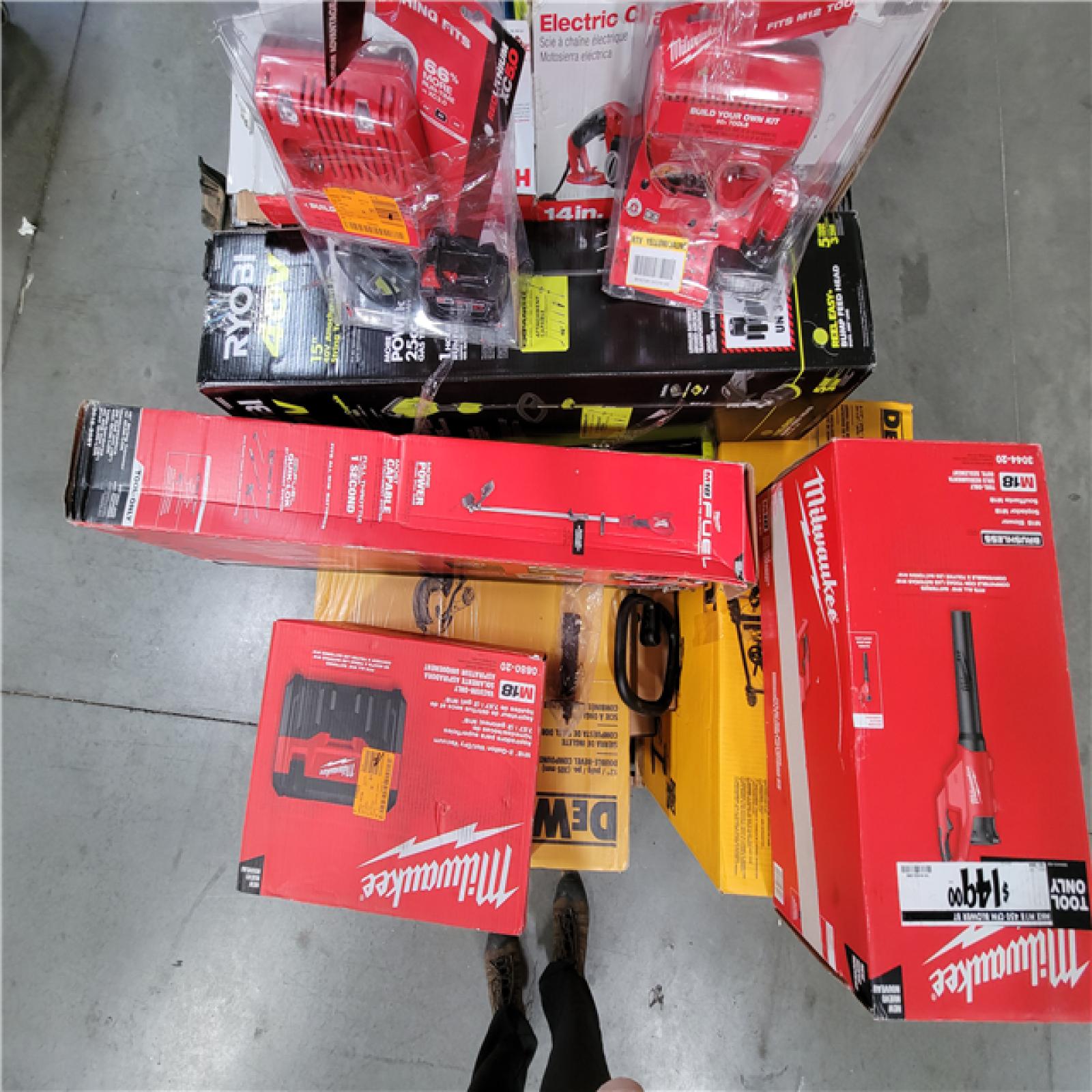 CALIFORNIA AS-IS TOOL PALLET