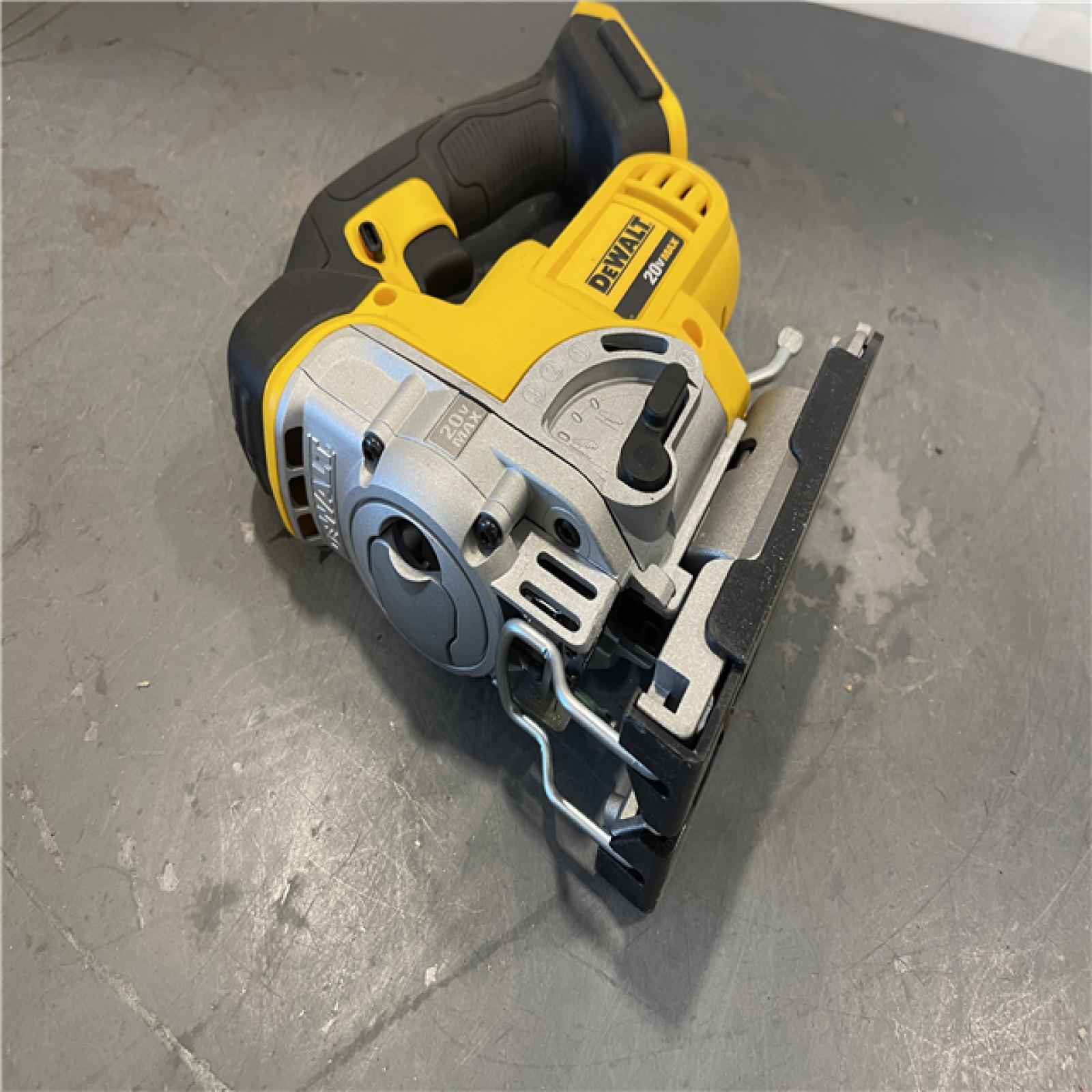 AS-IS - DEWALT 20V MAX Cordless Jig Saw