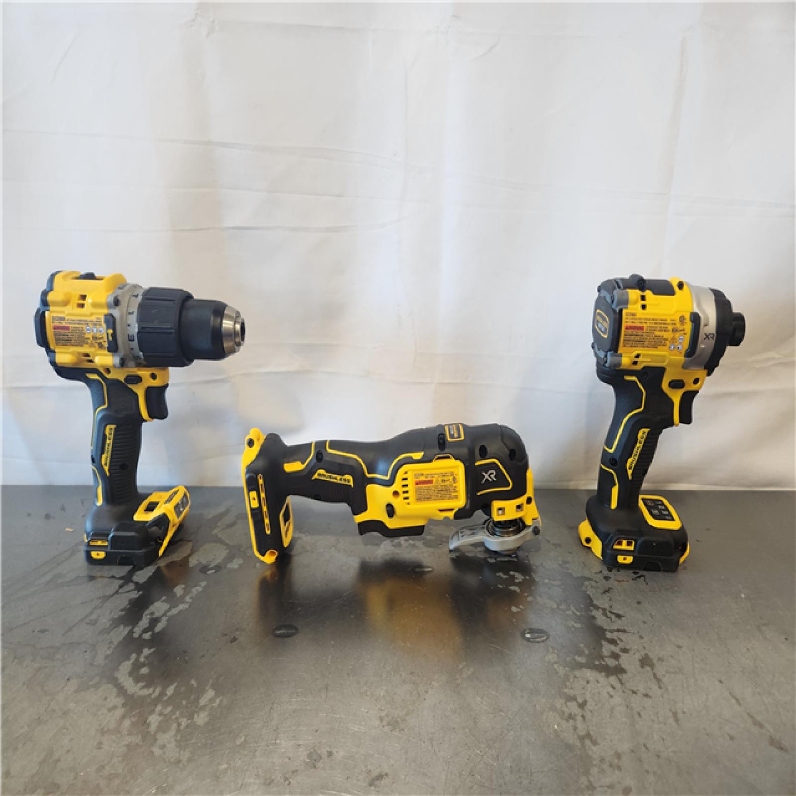 AS-IS- DEWALT 20V MAX Lithium-Ion Cordless 3-Tool Combo Kit