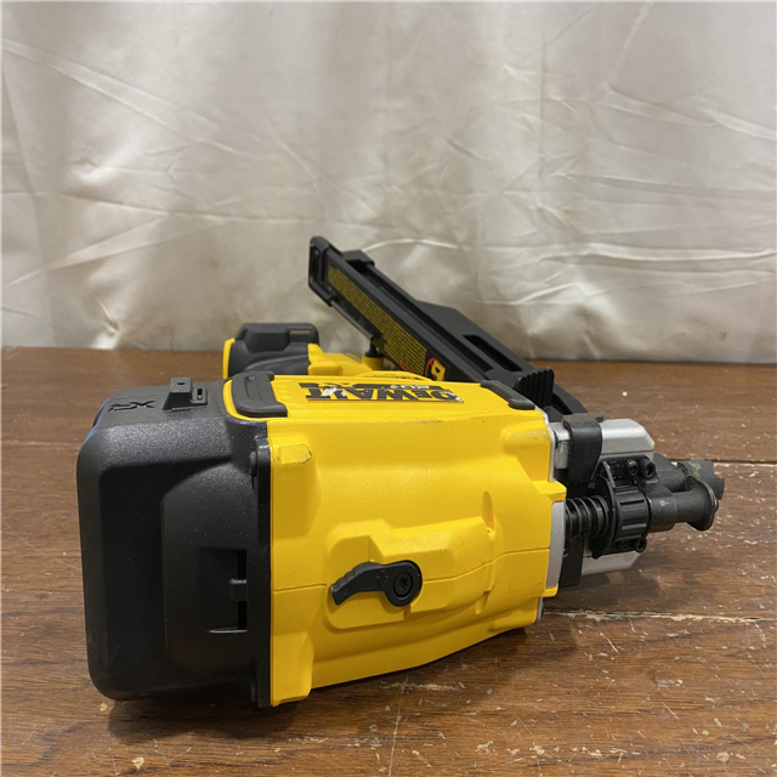 AS-IS DEWALT 20-Volt 21° Cordless Framing Nailer (Tool-Only)
