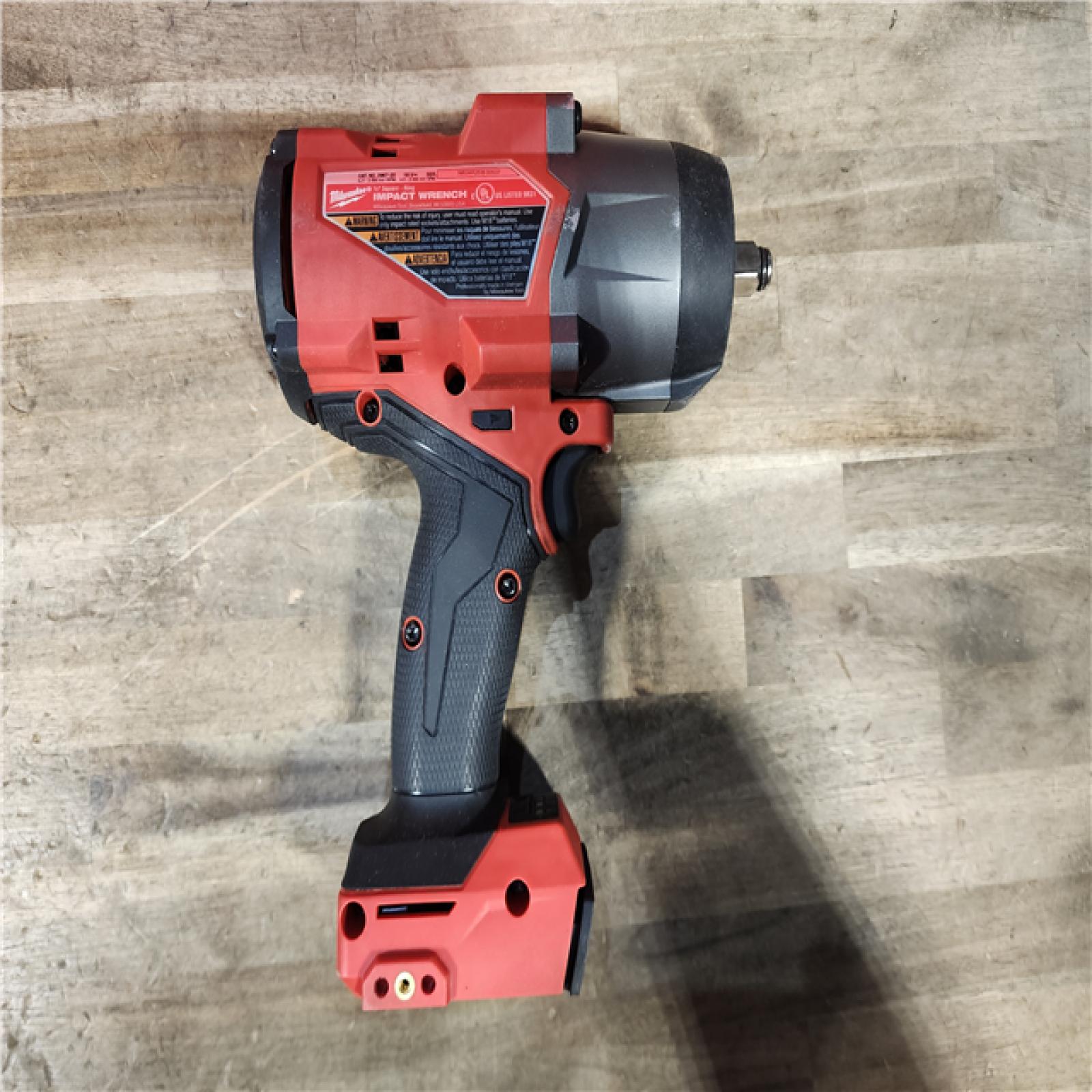 HOUSTON LOCATION - AS-IS Milwaukee M18 1/2 in. Cordless Brushless High Torque Impact Wrench Kit (Battery & Charger)
