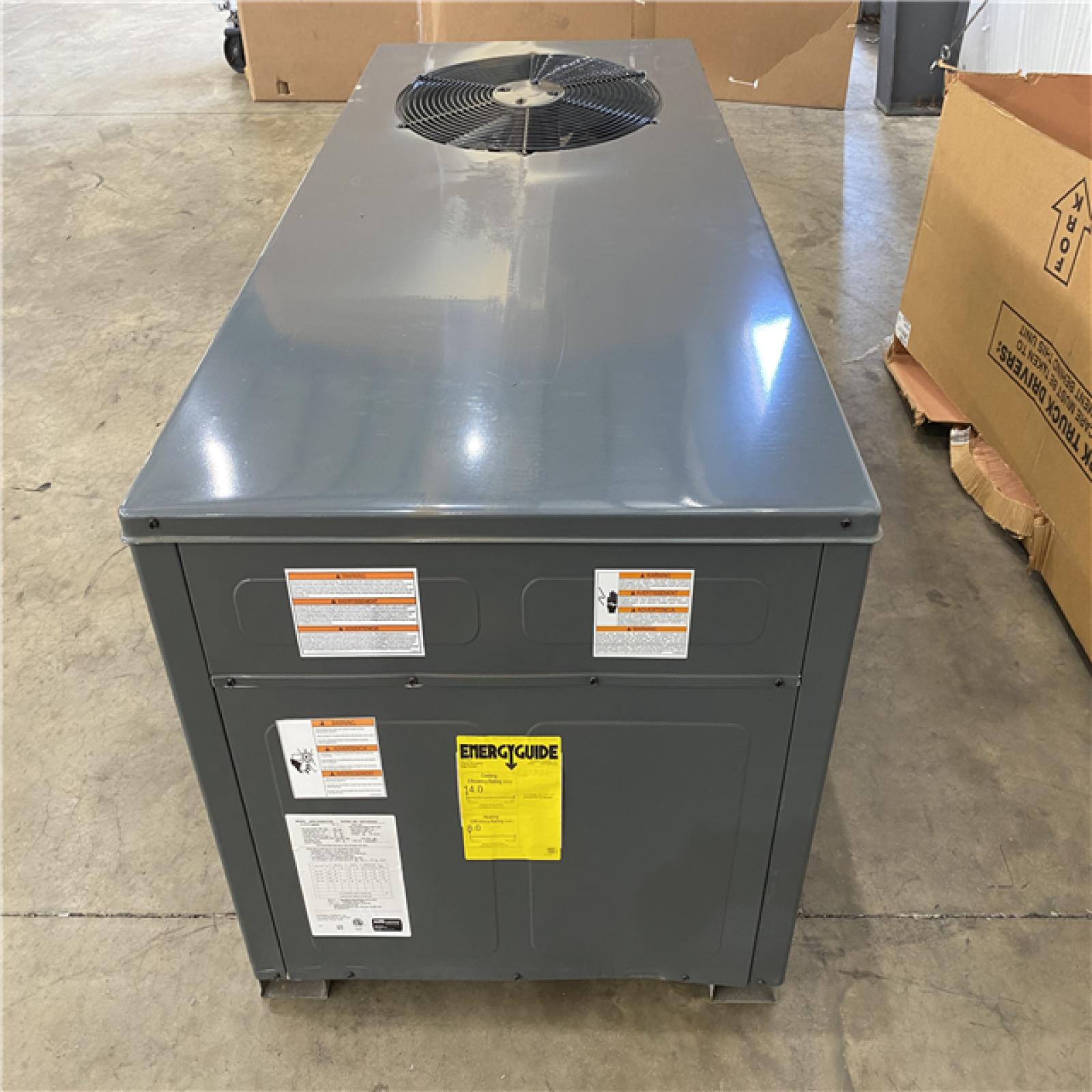 Houston Location AS IS - Goodman 3 Ton 15.2 SEER2 2 Heat Pump Package Unit