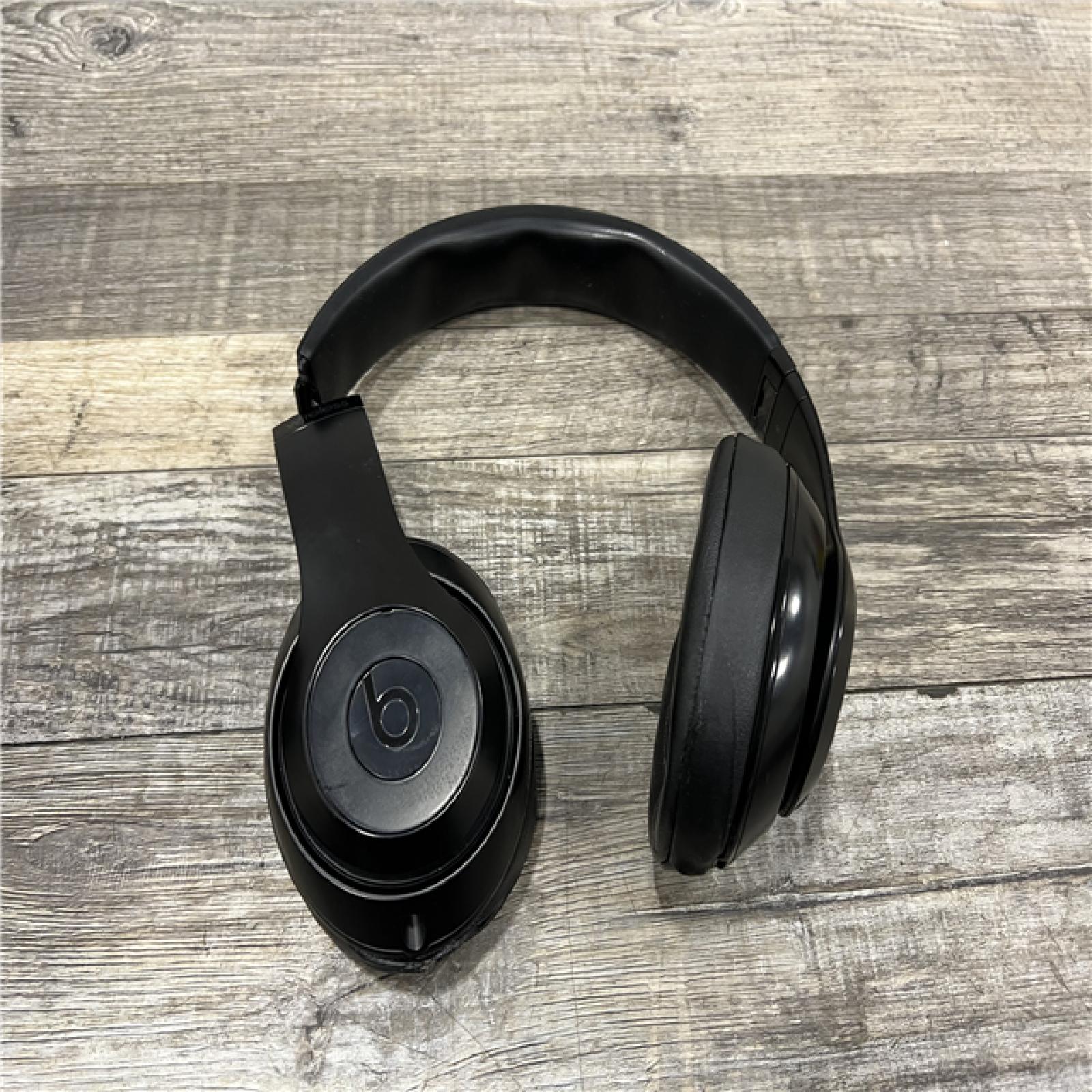 AS-IS Beats Studio3 Wireless Noise Cancelling Headphones with Apple W1 Headphone Chip- Matte Black