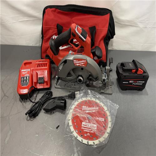 AS-IS - Milwaukee M18 FUEL 18V Lithium-Ion Brushless Cordless 7-1/4 in. Circular Saw Kit