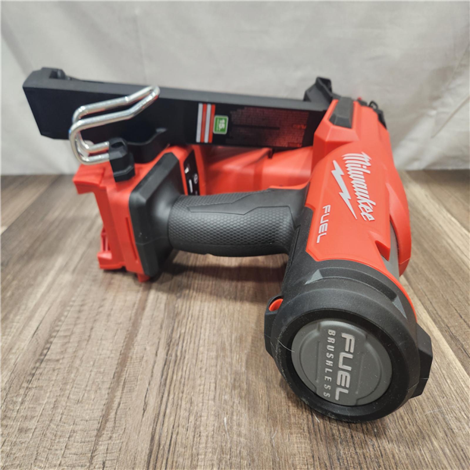 AS-IS- Milwaukee M18 FUEL 15 Ga. 18 Volt Brushless Angled Finish Nailer (TOOL ONLY)