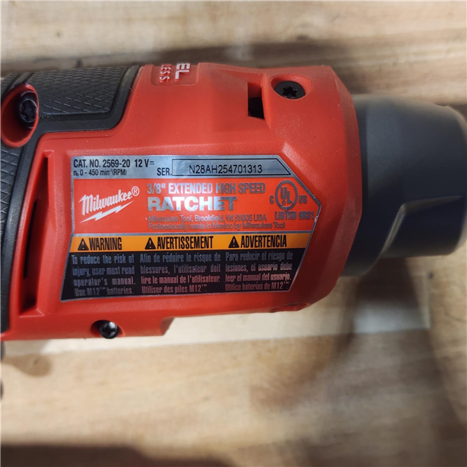 HOUSTON LOCATION - AS-IS MILWAUKEE 3 TOOL COMBO