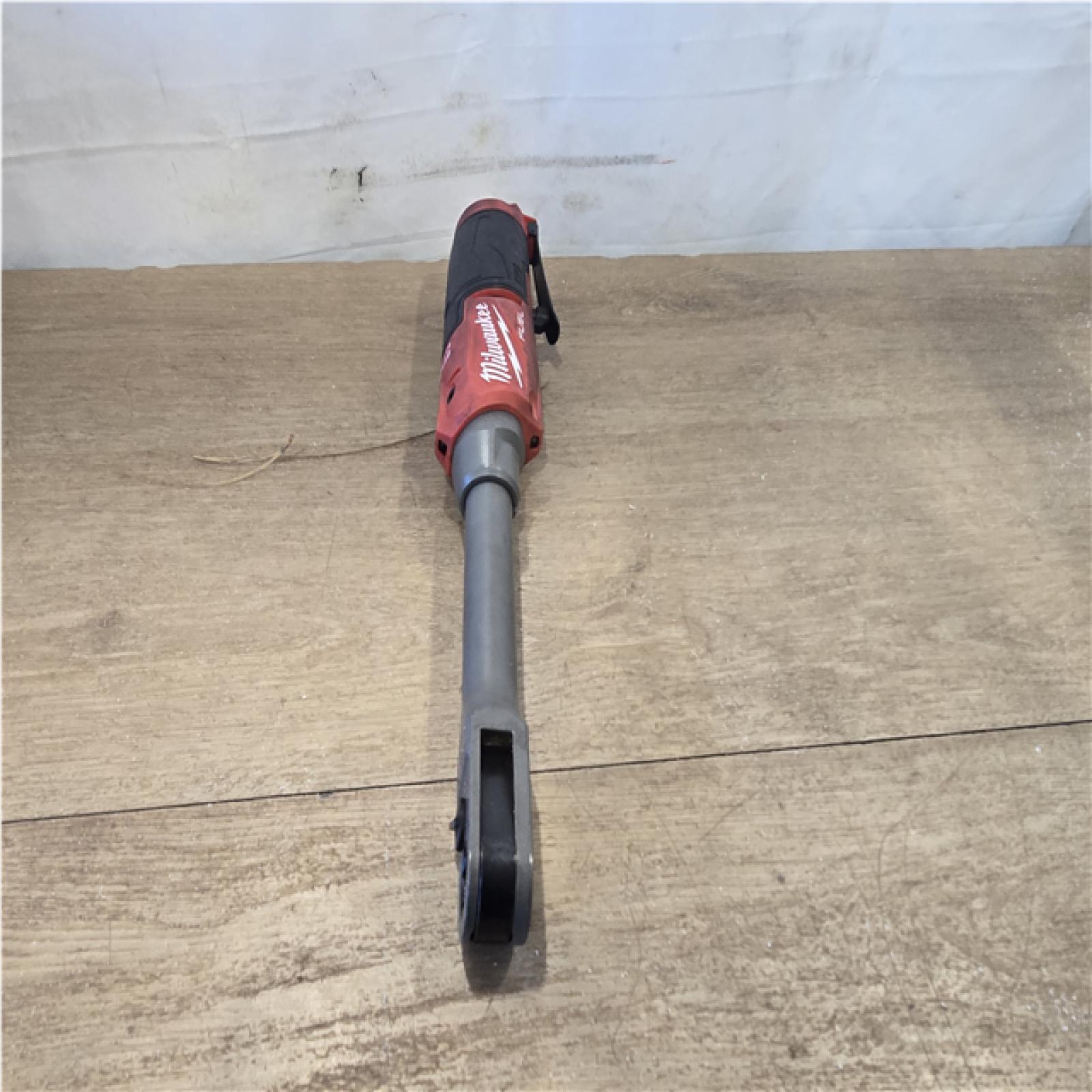 AS-IS Milwaukee FUEL 12V Lithium-Ion Brushless Cordless 1/4 in - 3/8 in Extended Ratchet (Tool-Only)