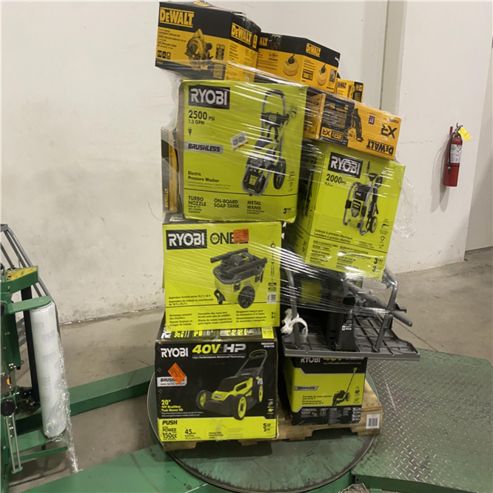 Dallas Location - As-Is Tool Pallet