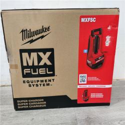 Phoenix Location Milwaukee MX FUEL 70 KG hammer Kit with (2) MX FUEL FORGE HD12.0 Batteries and (1) MX FUEL Super Charger