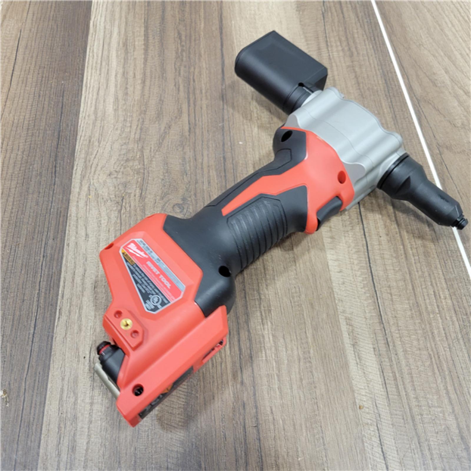 AS-IS Milwaukee M12 Cordless Rivet Gun Bare Tool