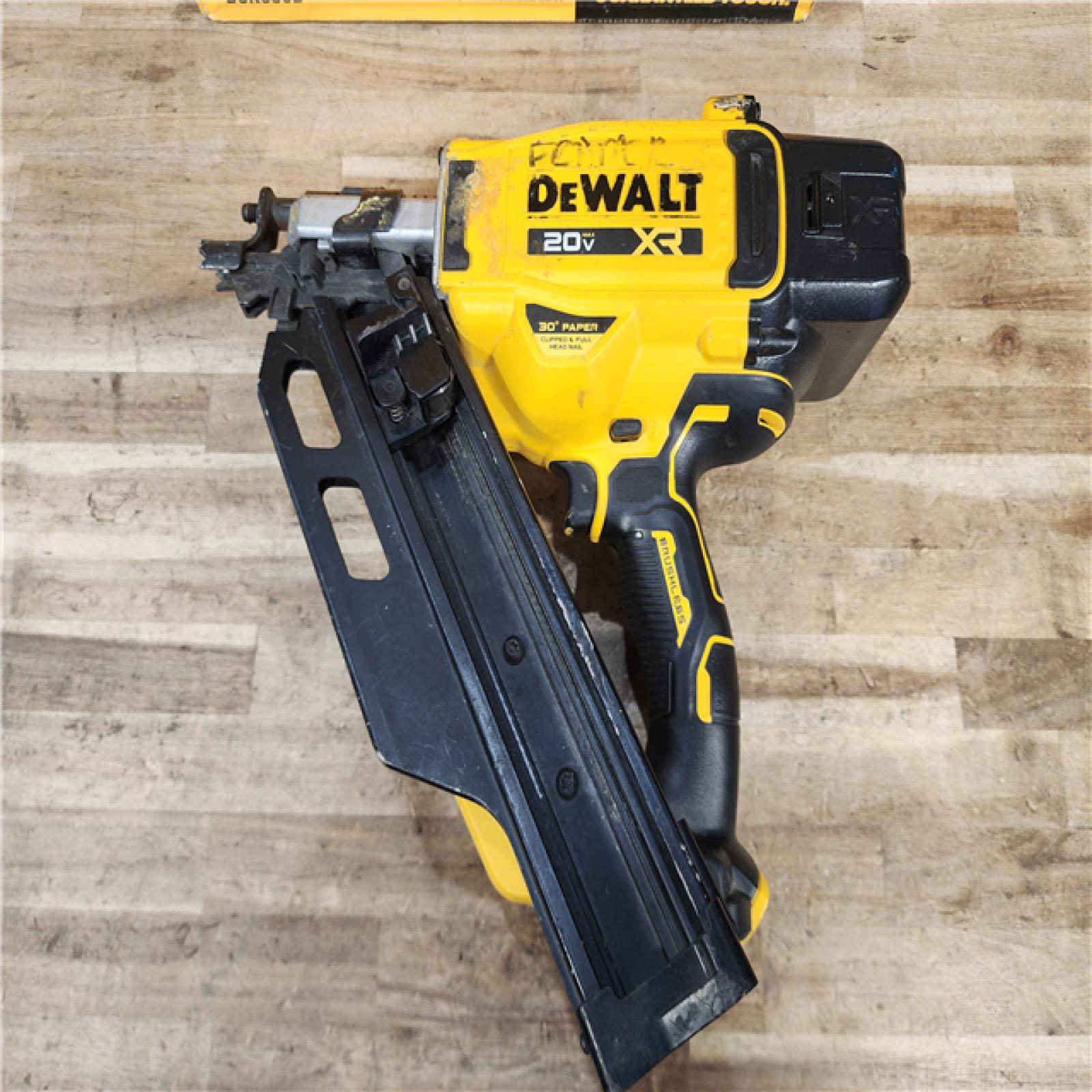 HOUSTON LOCATION - AS - IS DEWALT 20V 30 Degree Cordless Framing Nailer (Tool-Only)