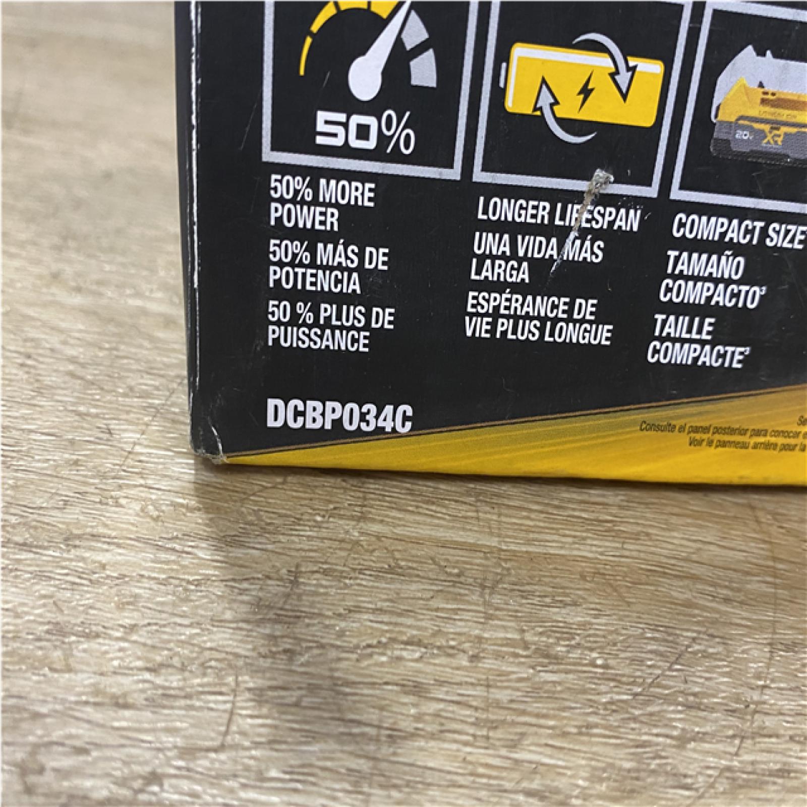 NEW  DEWALT 20V MAX XR POWERSTACK Lithium-Ion Battery Starter Kit with 1.7Ah Battery and Charger