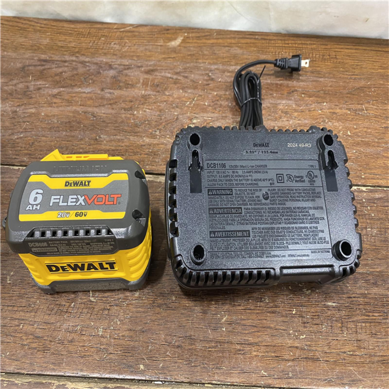 AS-IS DEWALT FLEXVOLT 20V/60V MAX Lithium-Ion 6.0Ah Battery Pack with 6 Amp Output Charger
