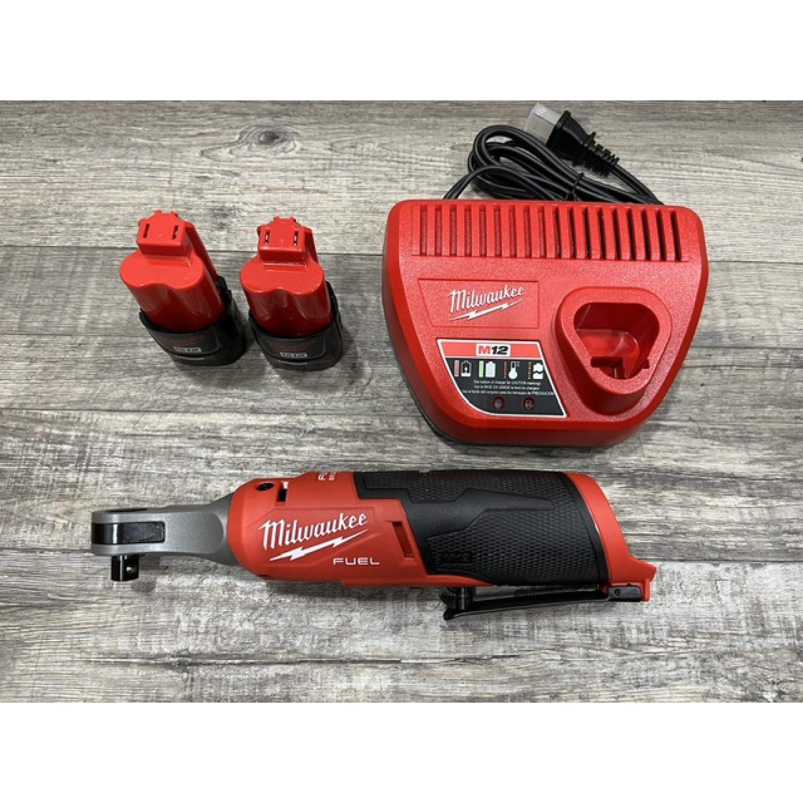 AS-IS Milwaukee FUEL 12V Lithium-Ion Brushless Cordless High Speed 3/8 in. Ratchet Kit