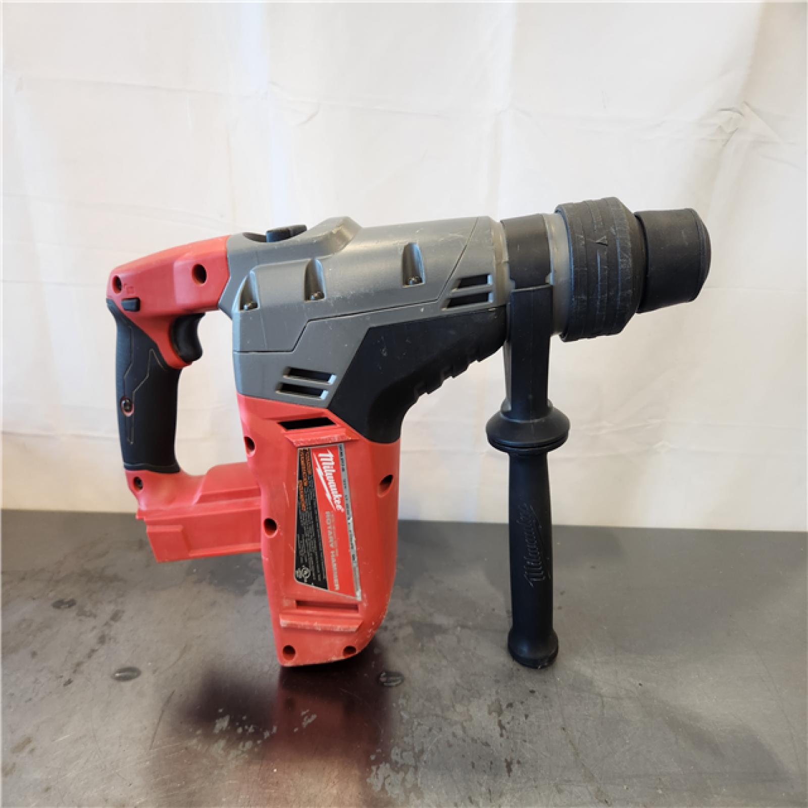 AS-IS- Milwaukee FUEL 18V Lithium-Ion Brushless Cordless 1-9/16 in. (Tool-Only)