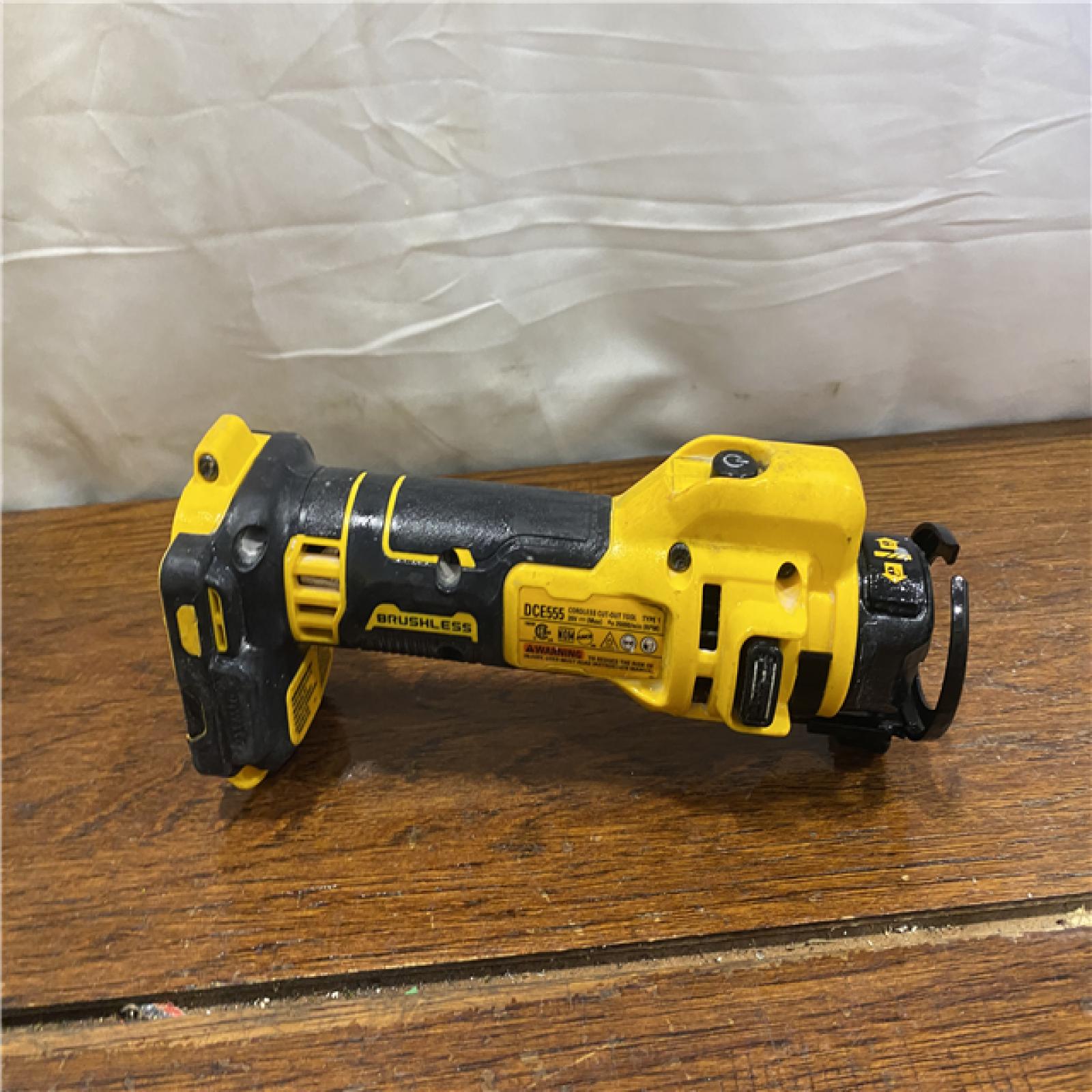 AS-IS DEWALT 20V MAX Cordless Cut Out Tool