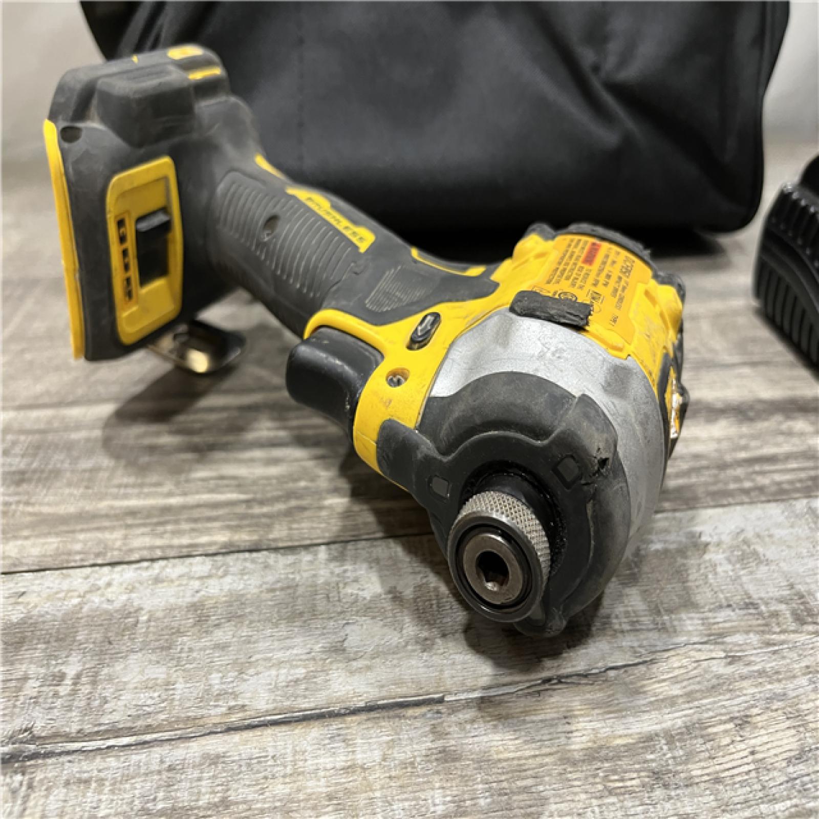 AS-IS DEWALT ATOMIC 20V MAX Lithium-Ion Cordless 1/4 in. Brushless Impact Driver Kit