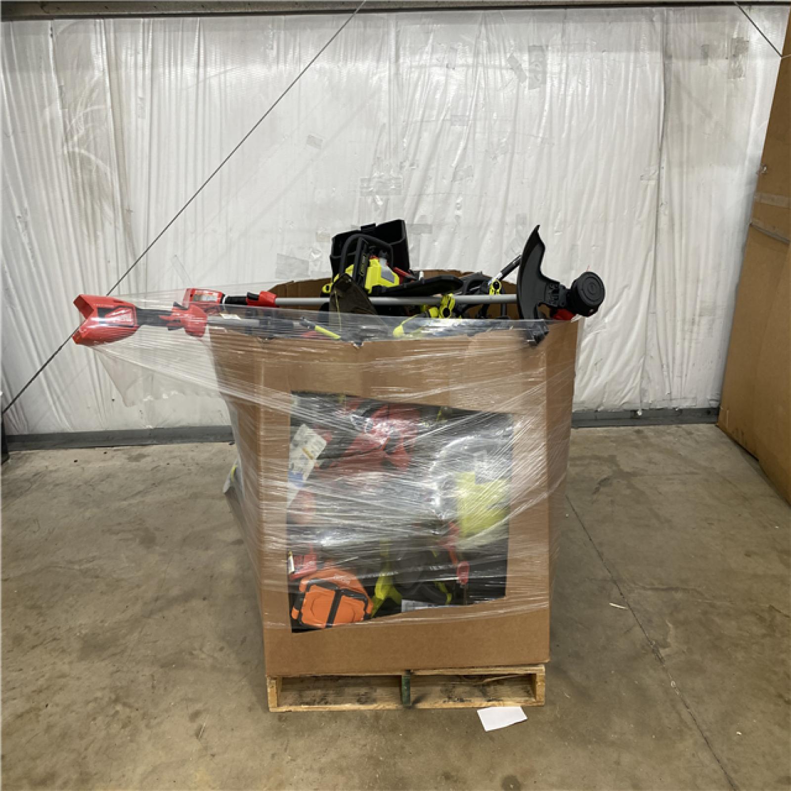 Houston Location AS IS - Tool Pallet