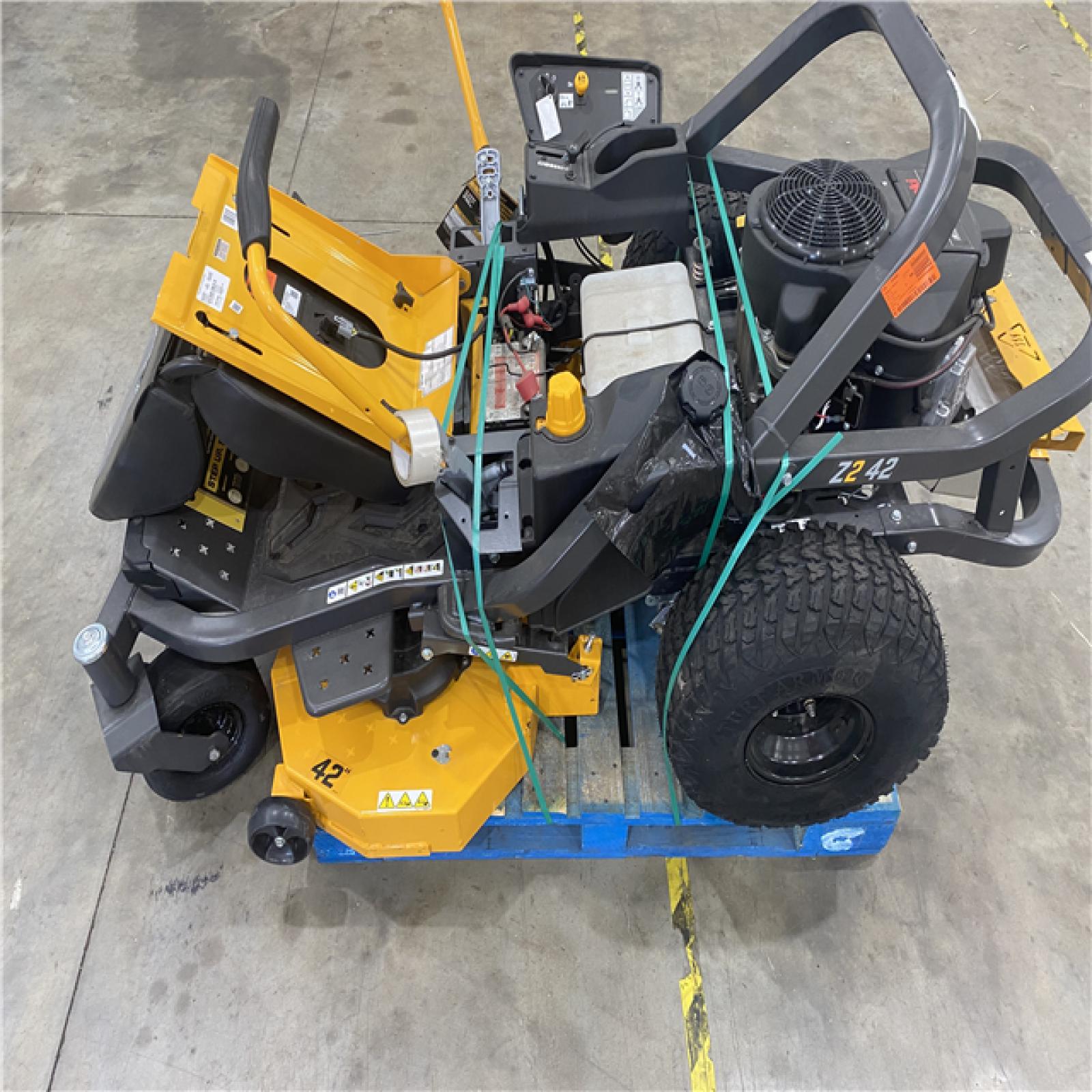 Houston Location - AS-IS Outdoor Power Equipment CUB CADET Z2 42 SIT DOWN MOWER