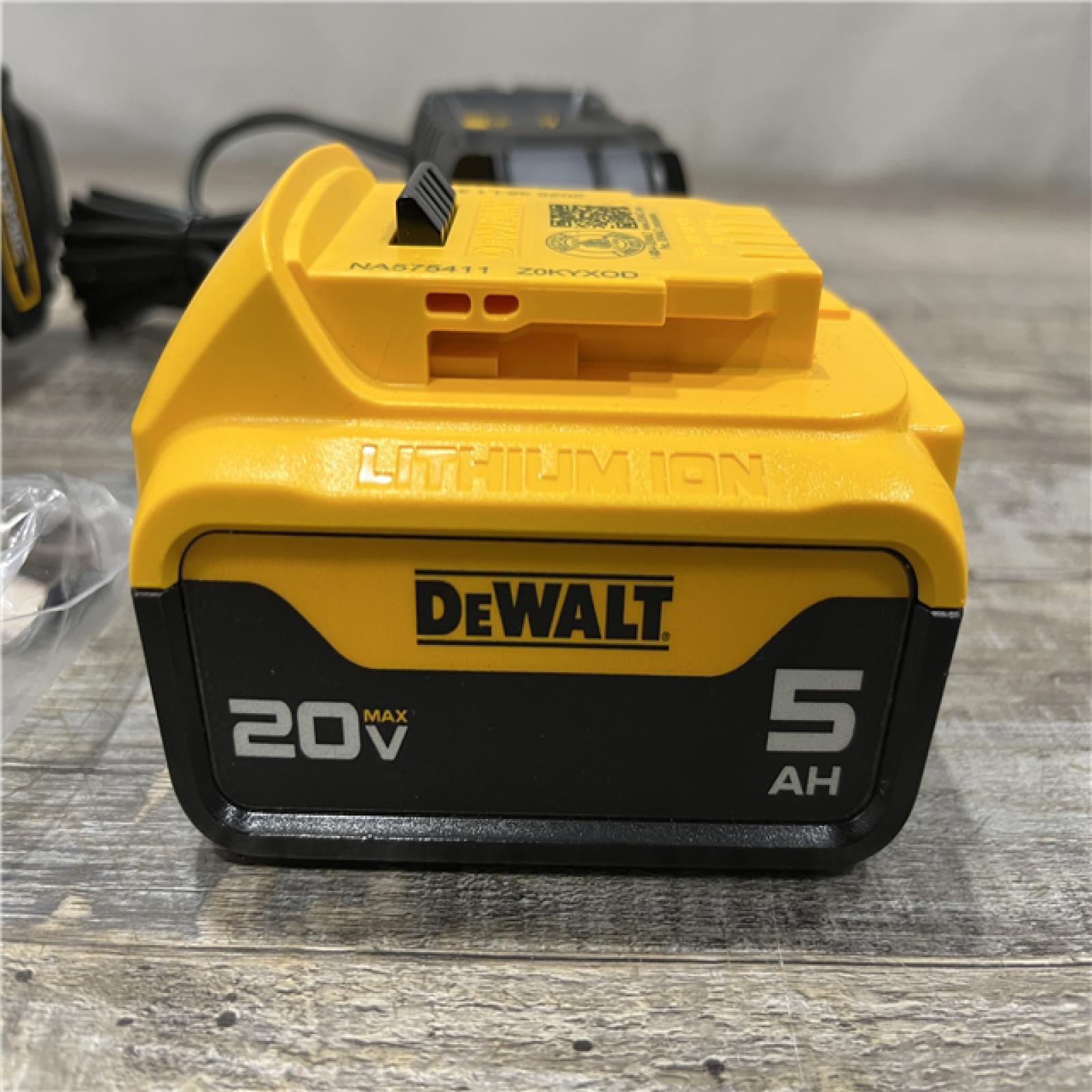 AS-IS DEWALT ATOMIC 20V Lithium-Ion Cordless 1/2 in. Hammer Drill Kit