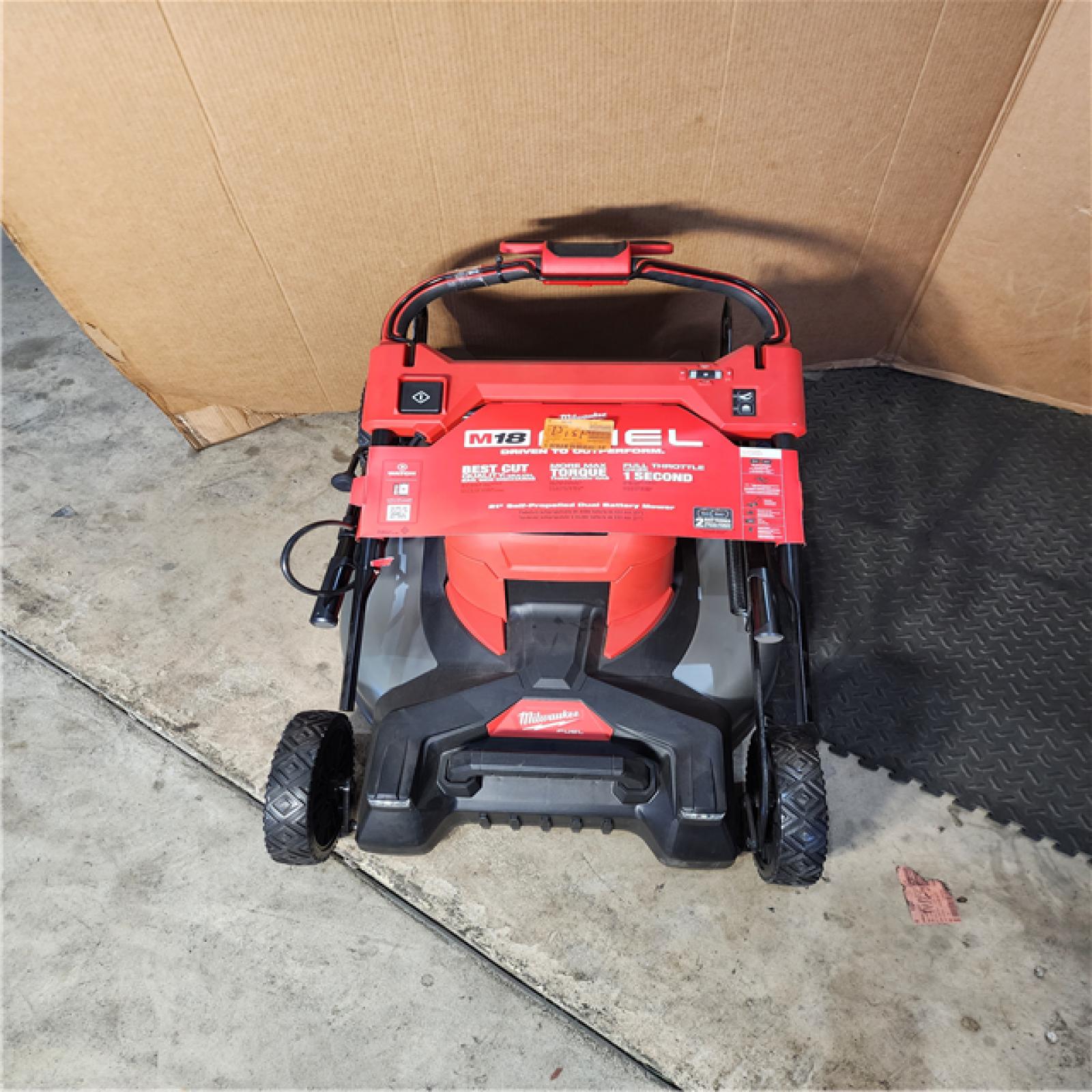 HOUSTON LOCATION - AS-IS Milwaukee M18 FUEL 2823-20 21 in. 18 V Battery Self-Propelled Lawn Mower (TOOL ONLY)