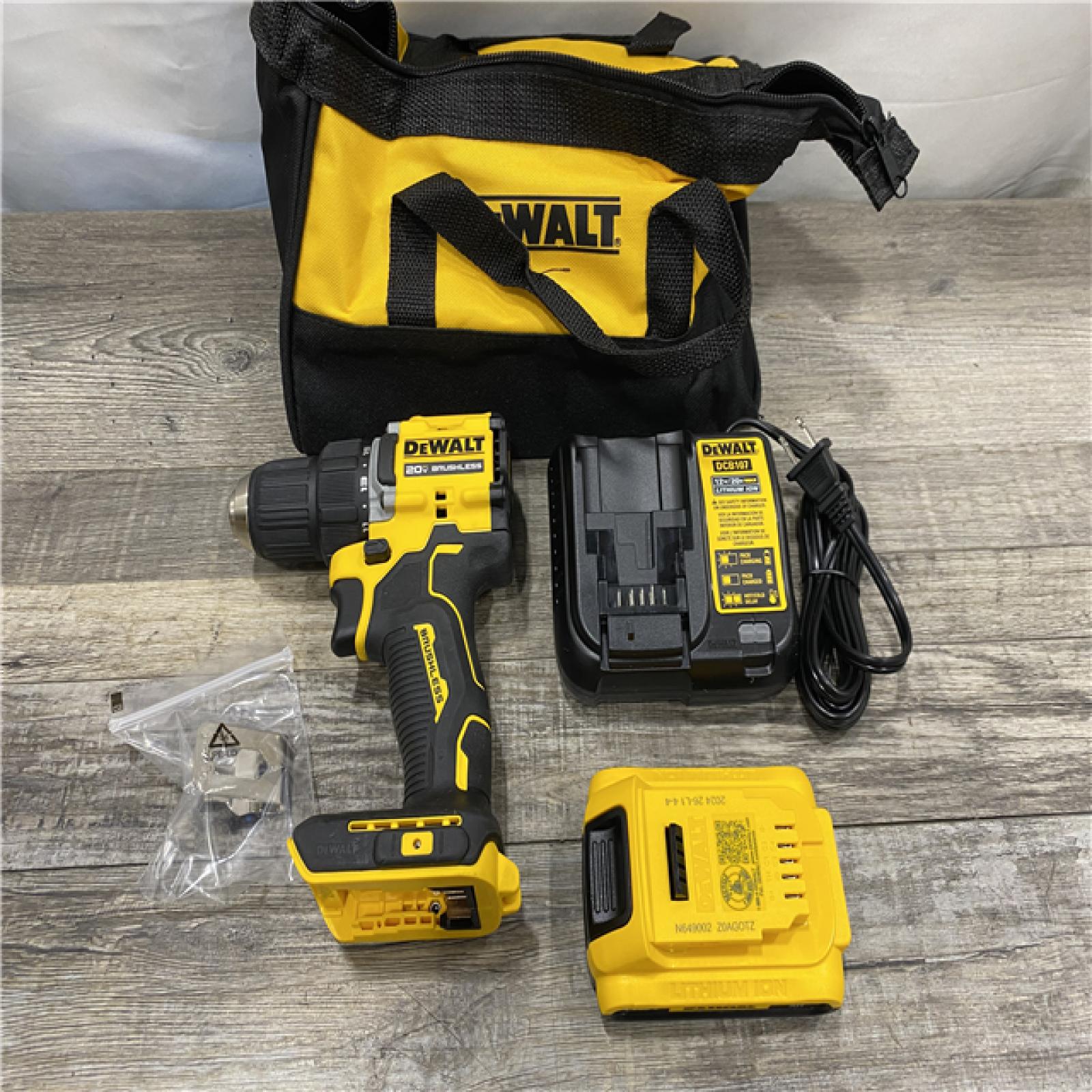 AS-IS DEWALT Atomic 20V Lithium-Ion Cordless Compact 1/2 in. Drill/Driver Kit