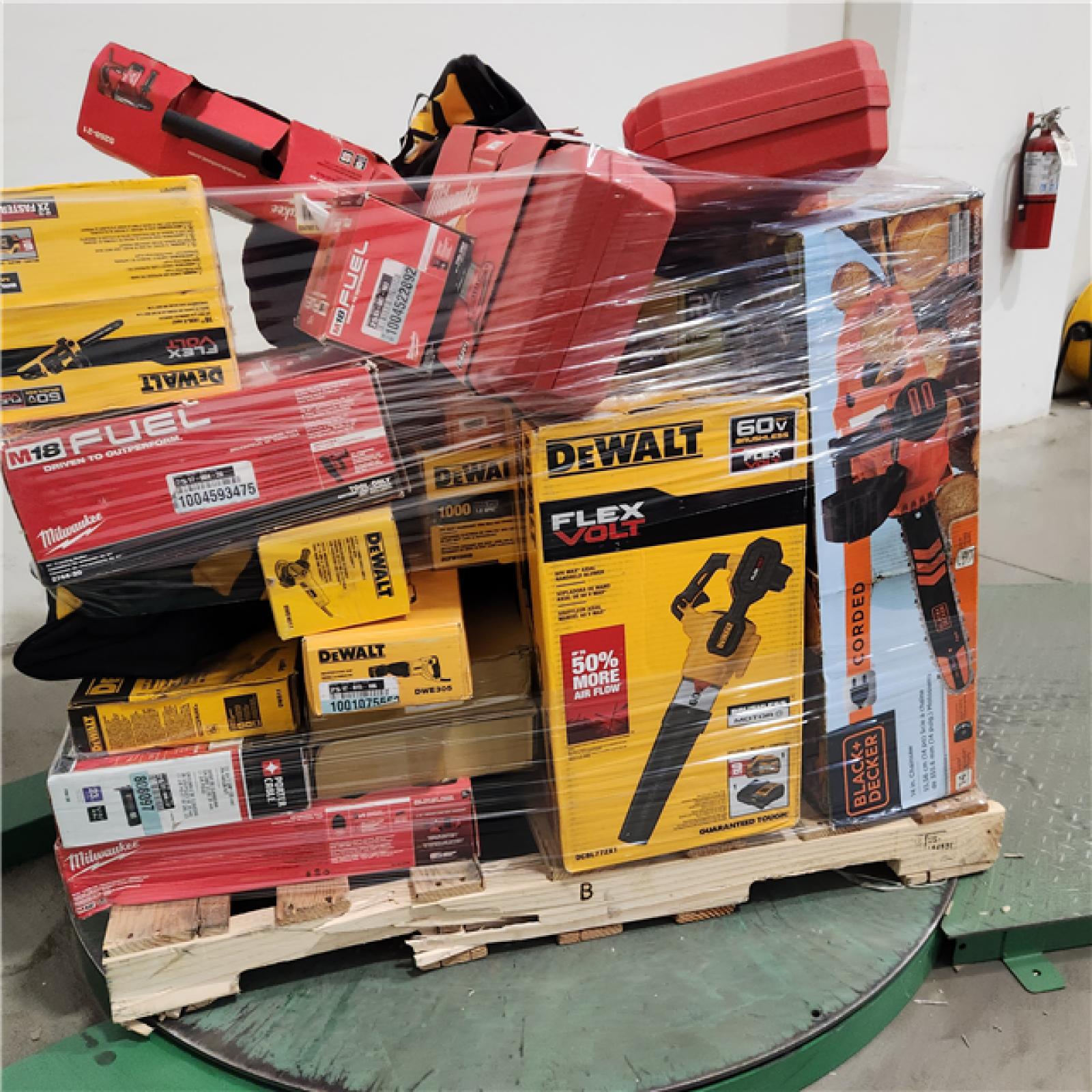 Dallas Location - As-Is Tool Pallet