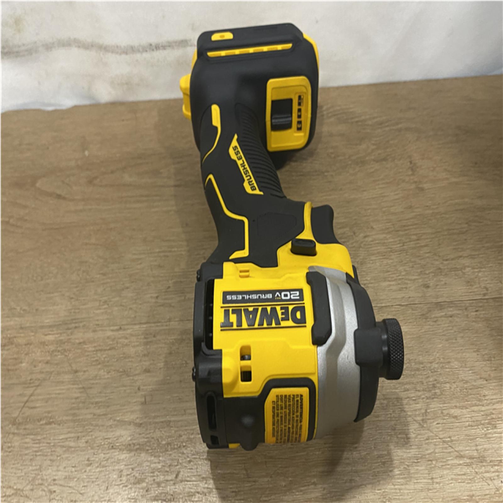 AS-IS DEWALT ATOMIC 20V MAX Lithium-Ion Cordless 1/4 in. Brushless Impact Driver Kit