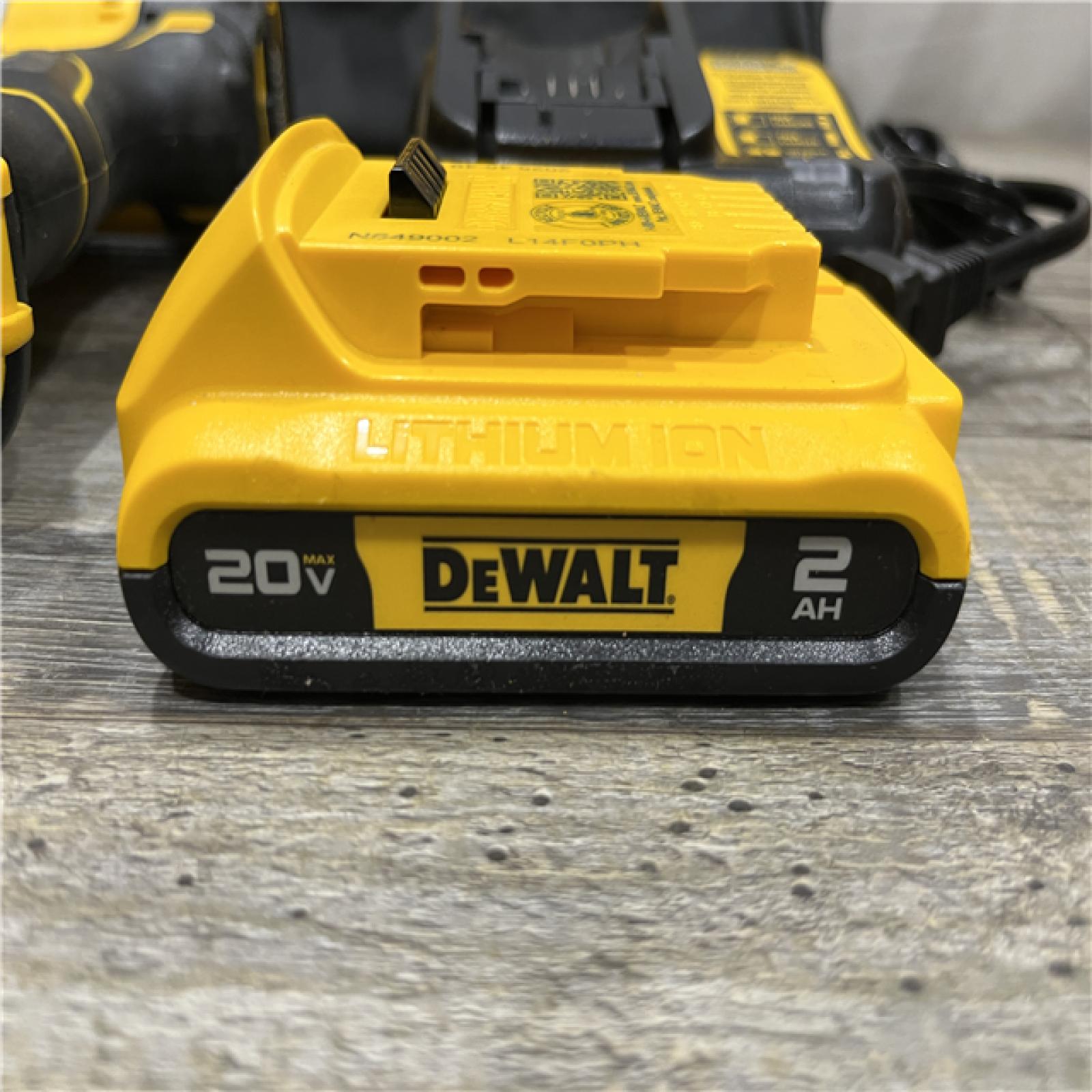 AS-IS DEWALT Atomic 20V Max Lithium-Ion Brushless Cordless Compact 1/4 in. Impact Driver Kit