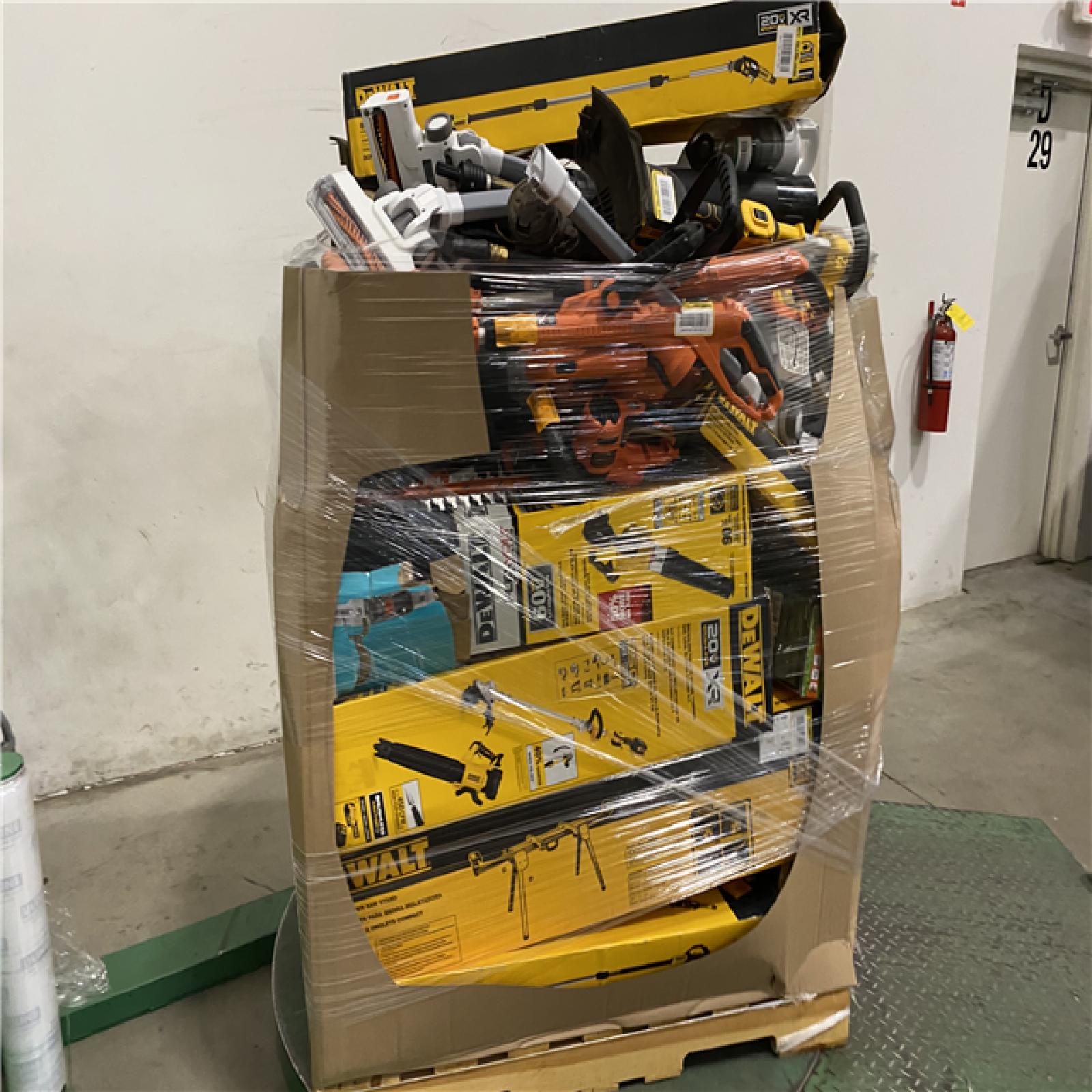 Dallas Location - As-Is DEWALT Tool Pallet