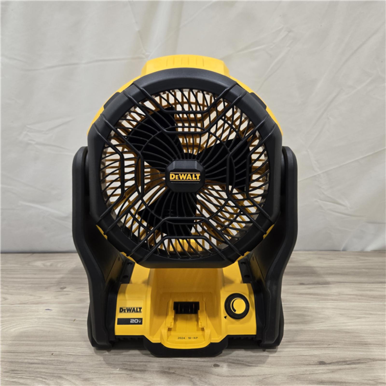 AS-IS DeWalt Cordless 11-in. 20V MAX Jobsite Fan (Tool Only)