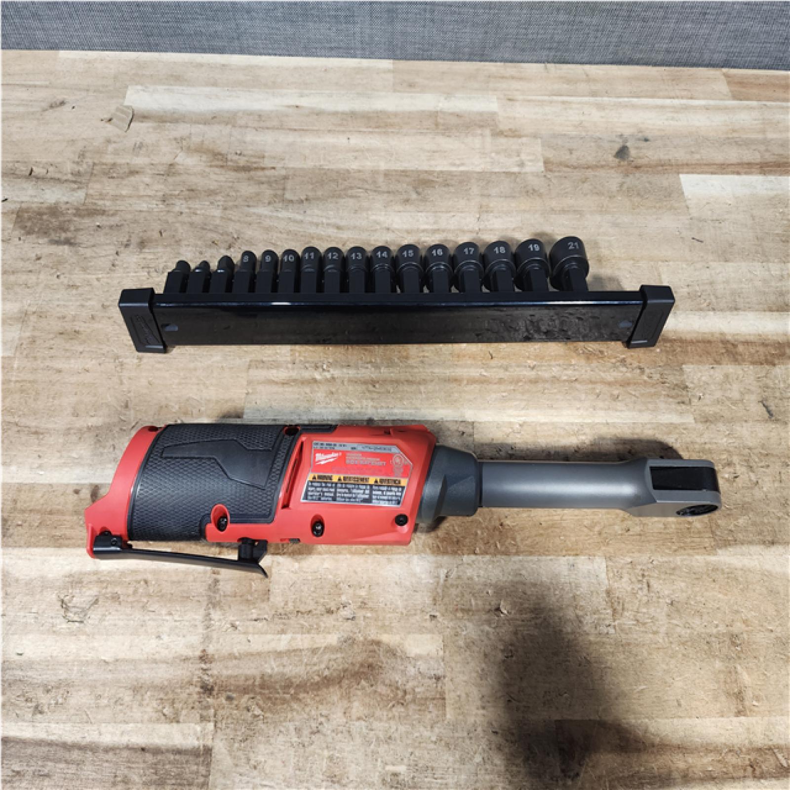 Houston Location AS-IS Milwaukee FUEL 12V Lithium-Ion Brushless Cordless 1/4 in - 3/8 in Extended Ratchet (Tool-Only)
