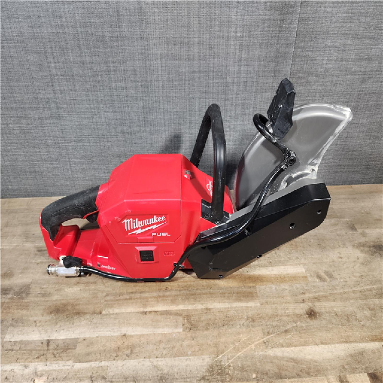 HOUSTON LOCATION - AS-IS Milwaukee M18 FUEL 9 Cut-Off Saw with ONE-KEY (TOOL ONLY)
