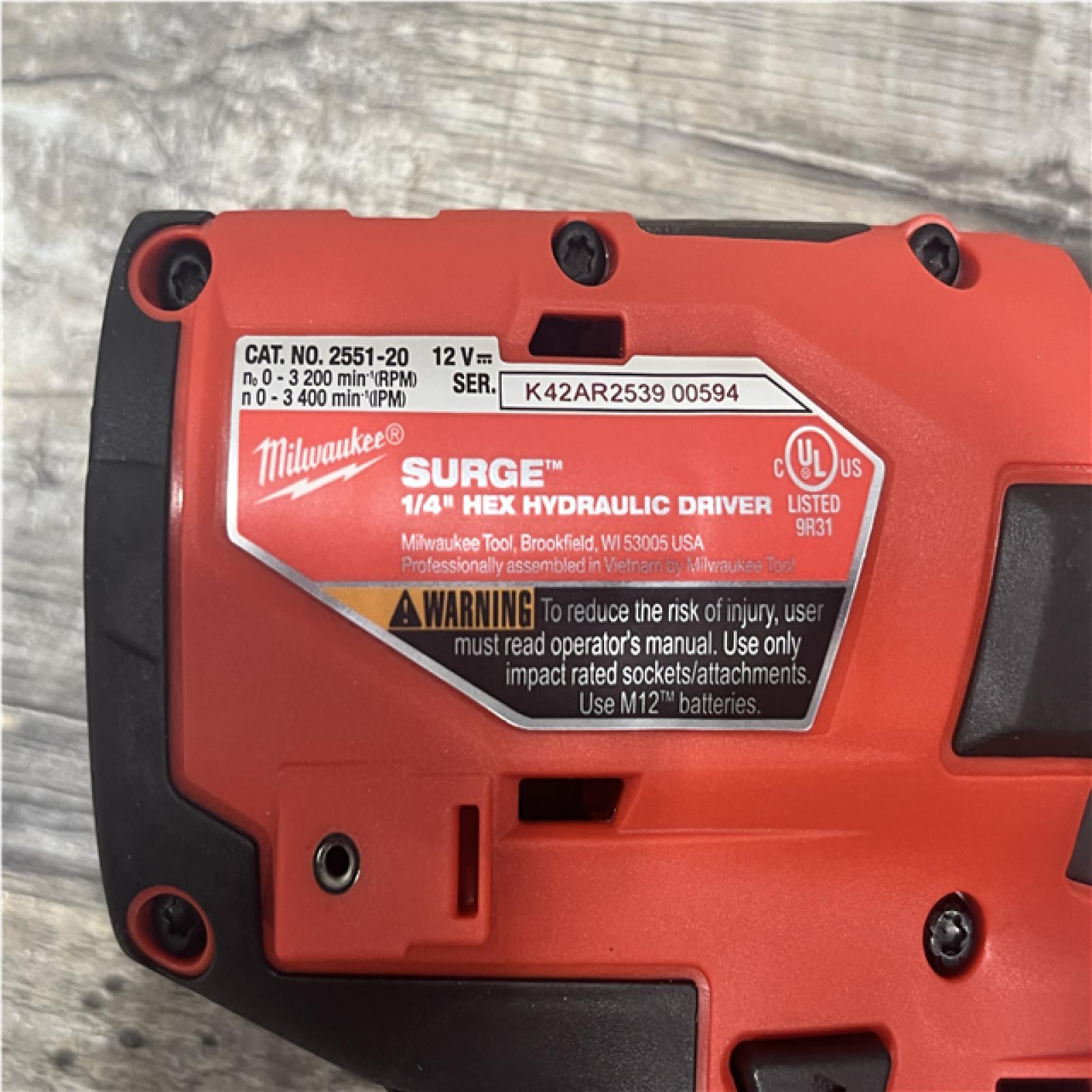 AS-IS Milwaukee FUEL SURGE 12V Lithium-Ion Brushless Cordless 1/4 in. Hex Impact Driver Compact Kit