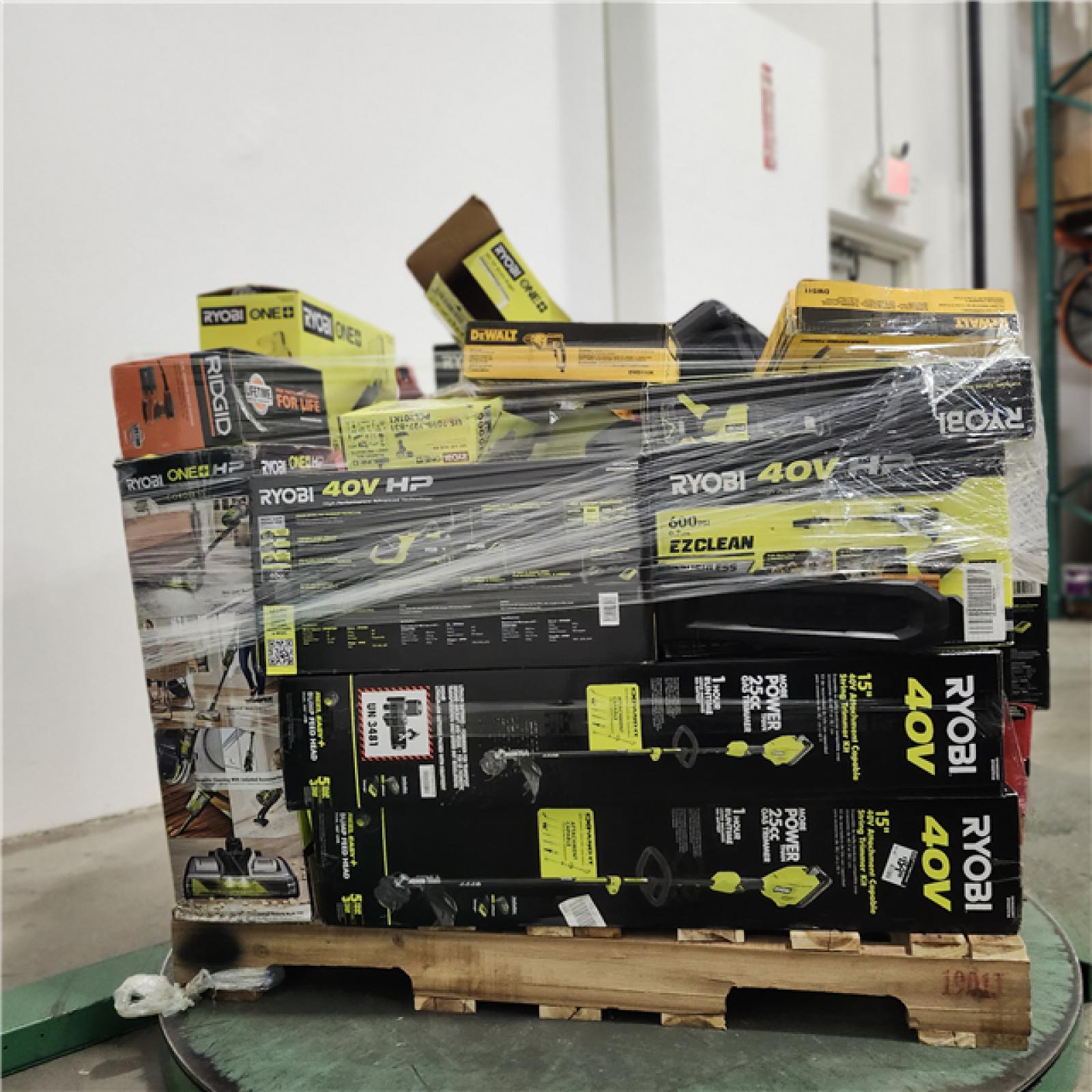 Dallas Location - As-Is Tool Pallet