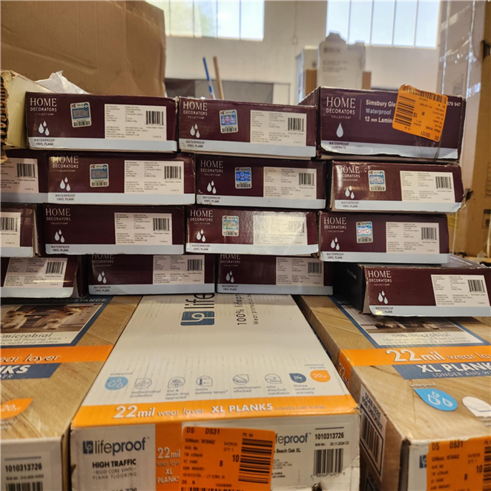 Phoenix AS-IS Mixed Vinyl  Flooring Pallet (44-Cases)