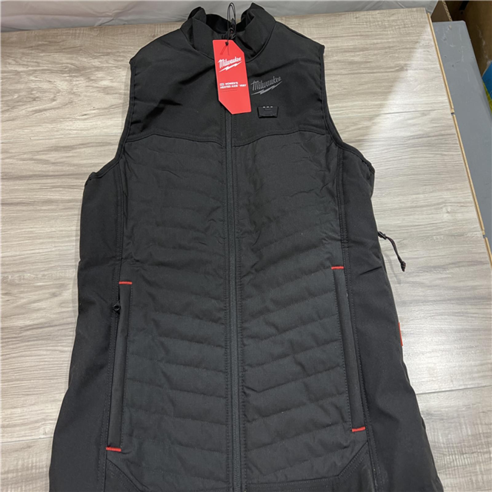 AS-IS Milwaukee Women's Medium 12-Volt Lithium-Ion Cordless Axis Black Heated Vest Kit