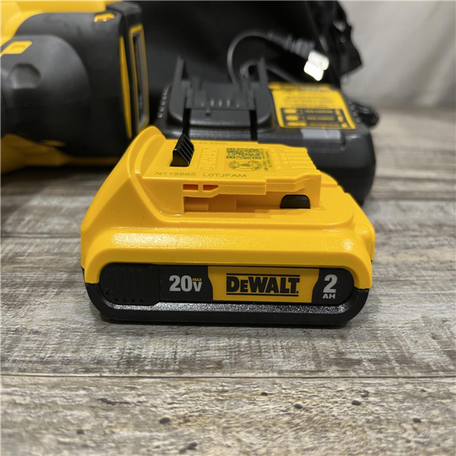 AS-IS DEWALT 20V MAX XR 16-Gauge Electric Cordless Angled Finishing Nailer Kit