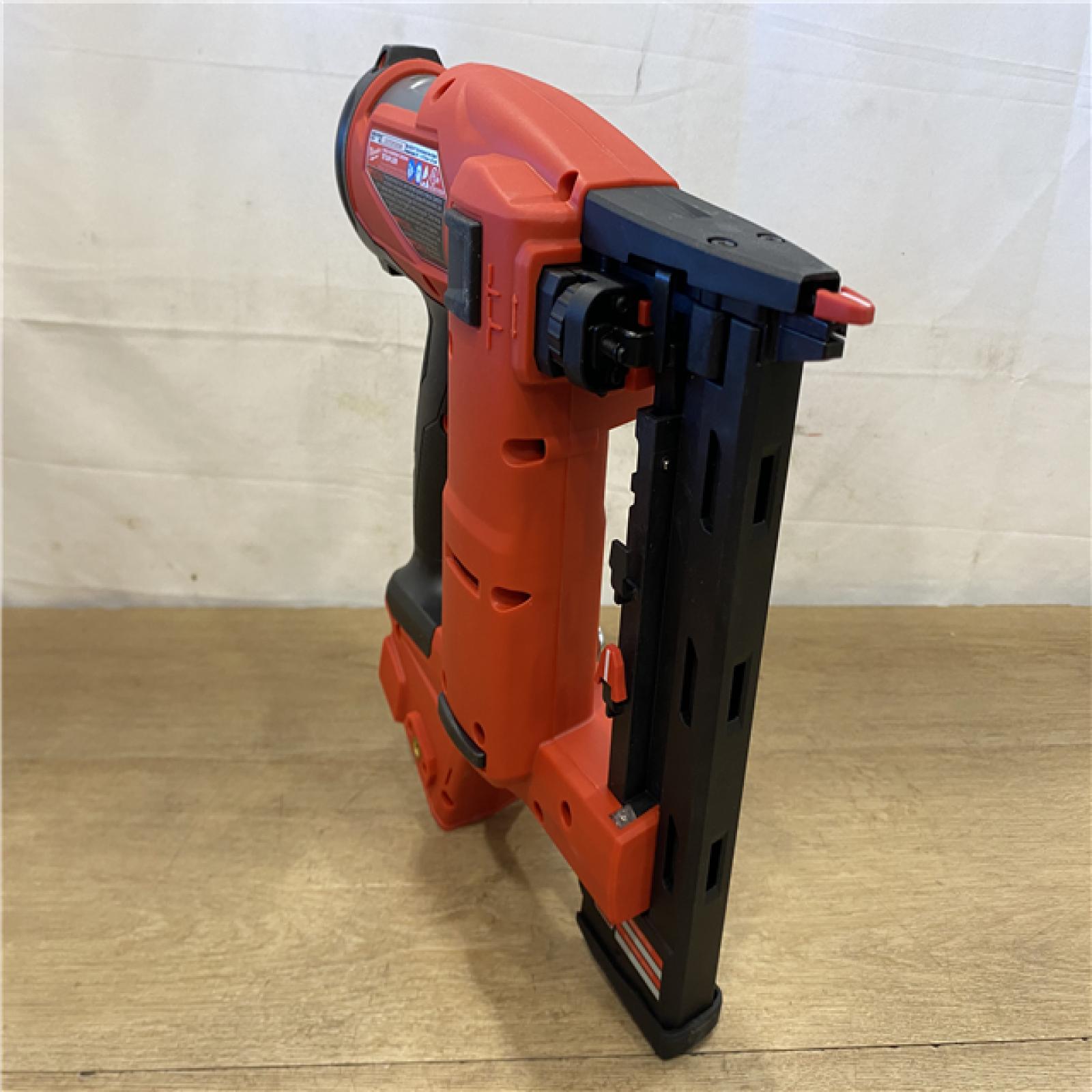 AS-IS Milwaukee FUEL 18-Volt Lithium-Ion Brushless Cordless 18-Gauge 1/4 in. Narrow Crown Stapler (Tool-Only)