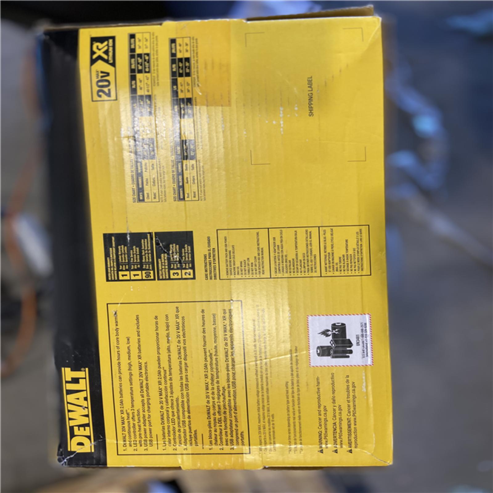 NEW! - DEWALT Women's Large Black 20-Volt MAX Heated Hooded Jacket Kit with 20-Volt Lithium-Ion MAX Battery and Charger