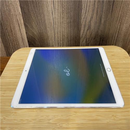 AS-IS  Apple 10.5' iPad Pro (512GB, Wi-Fi + 4G LTE, Silver