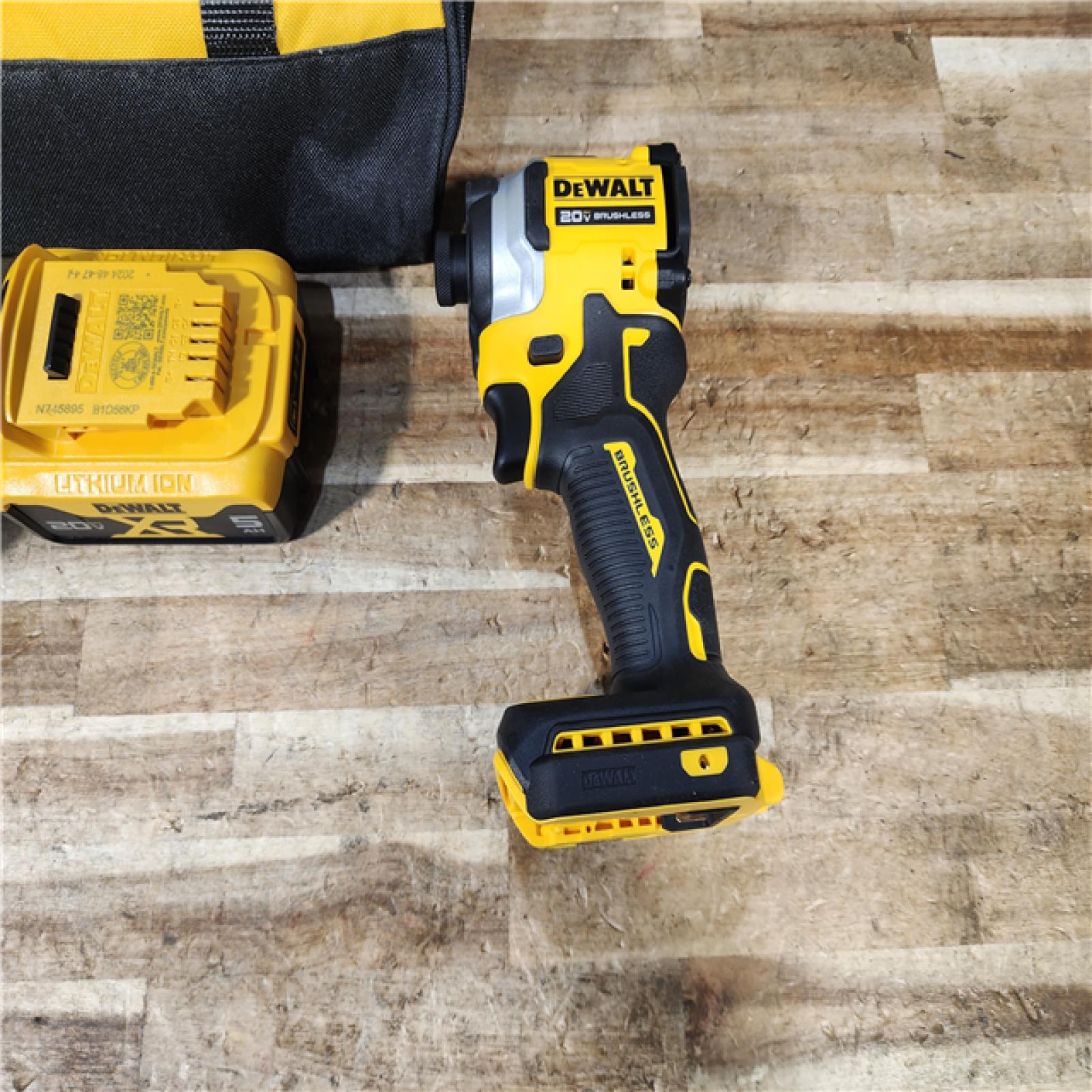 HOUSTON LOCATION - AS - IS DEWALT ATOMIC 20V MAX Lithium-Ion Cordless 1/4 in. Brushless Impact Driver Kit