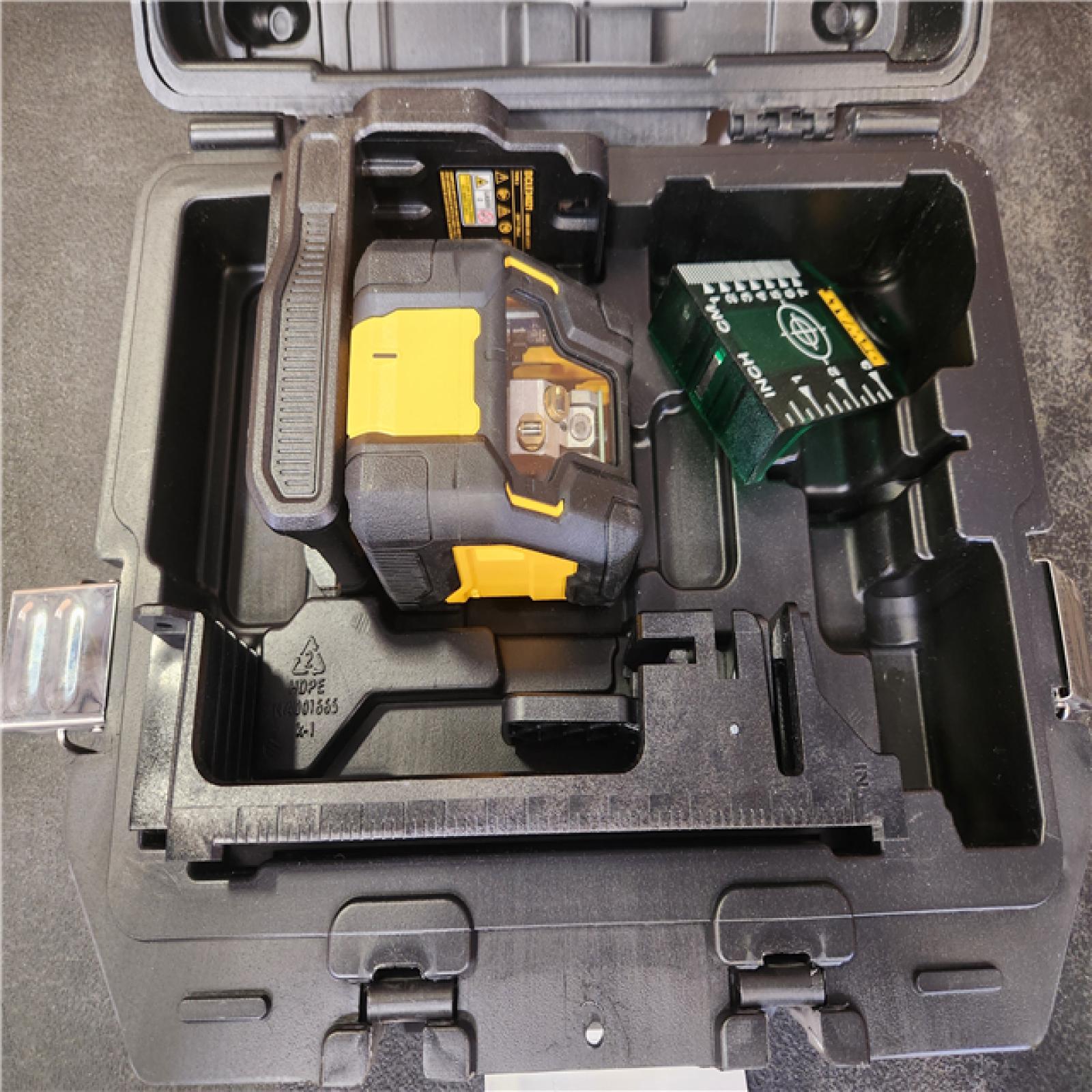 Phoenix LIKE NEW DEWALT 20V Green Cross Line Laser Level (Tool-Only)