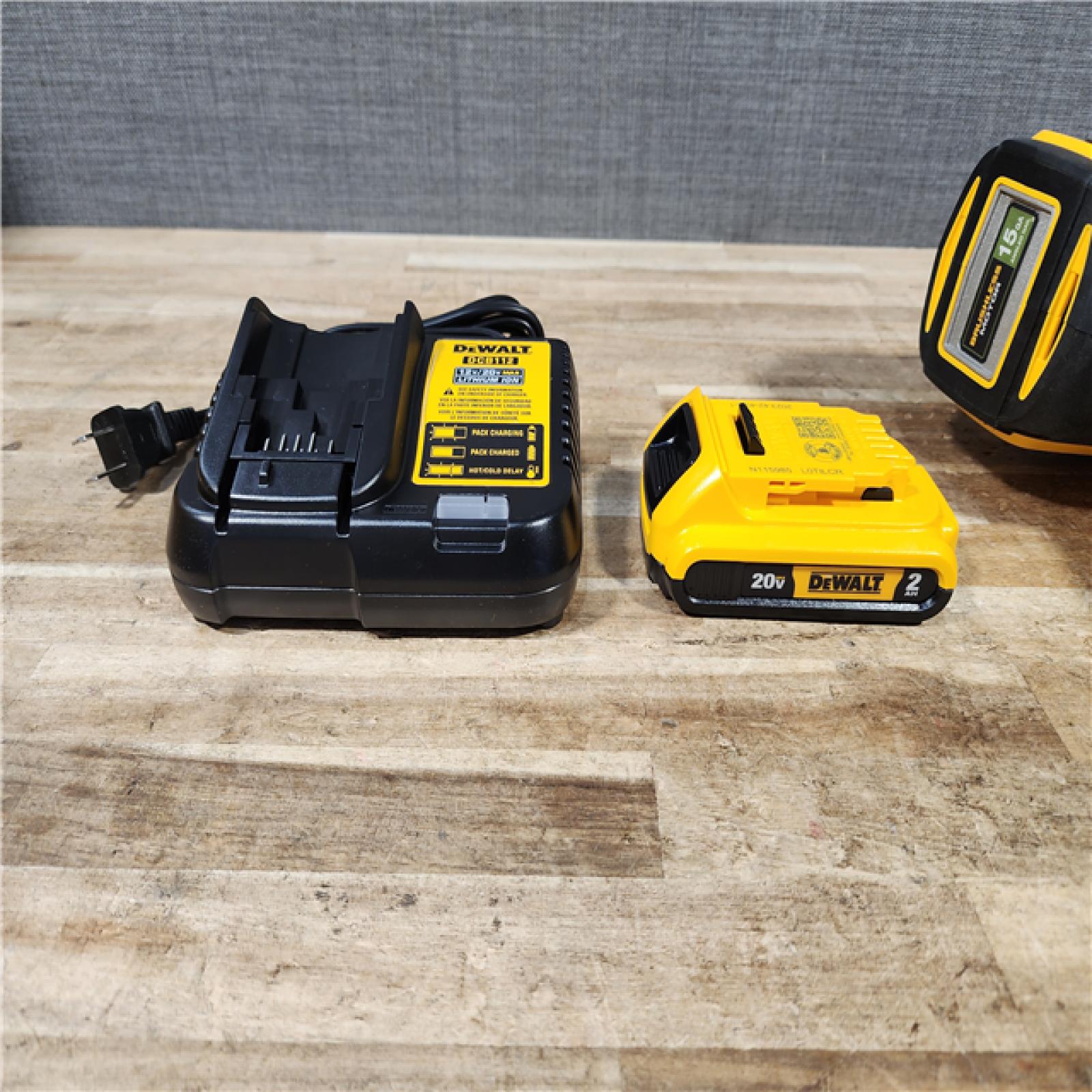 HOUSTON LOCATION - AS - IS DEWALT 20V MAX XR Lithium-Ion Cordless 2-1/2 in. 15-Gauge Finish Nailer Kit