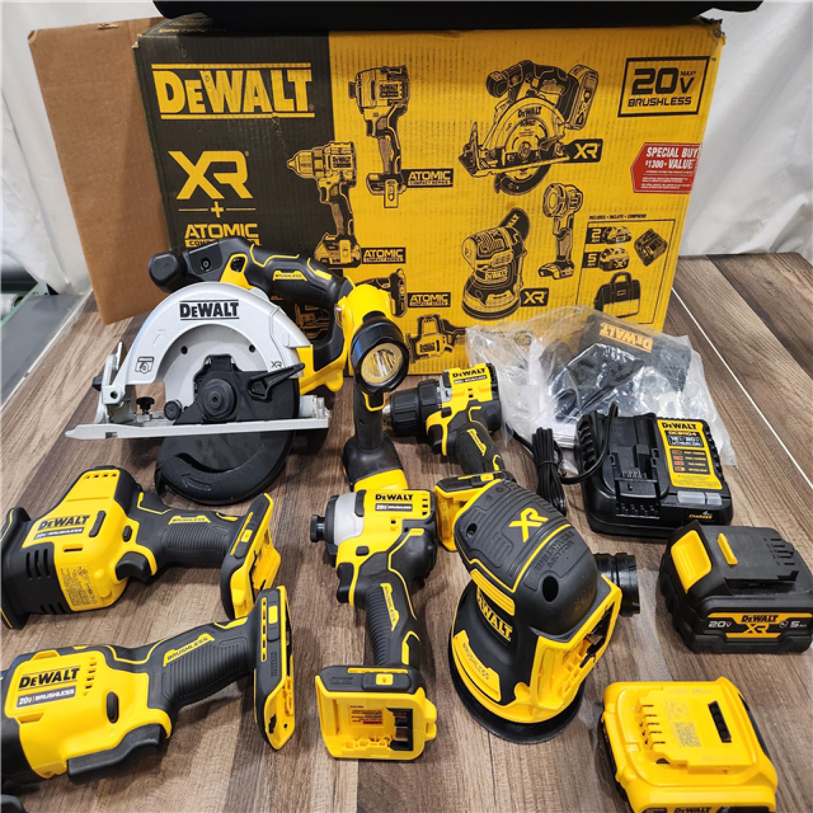 GOOD DEWALT 20-Volt MAX Lithium-Ion Cordless 7-Tool Combo Kit with 2.0 Ah Battery, 5.0 Ah Battery and Charger