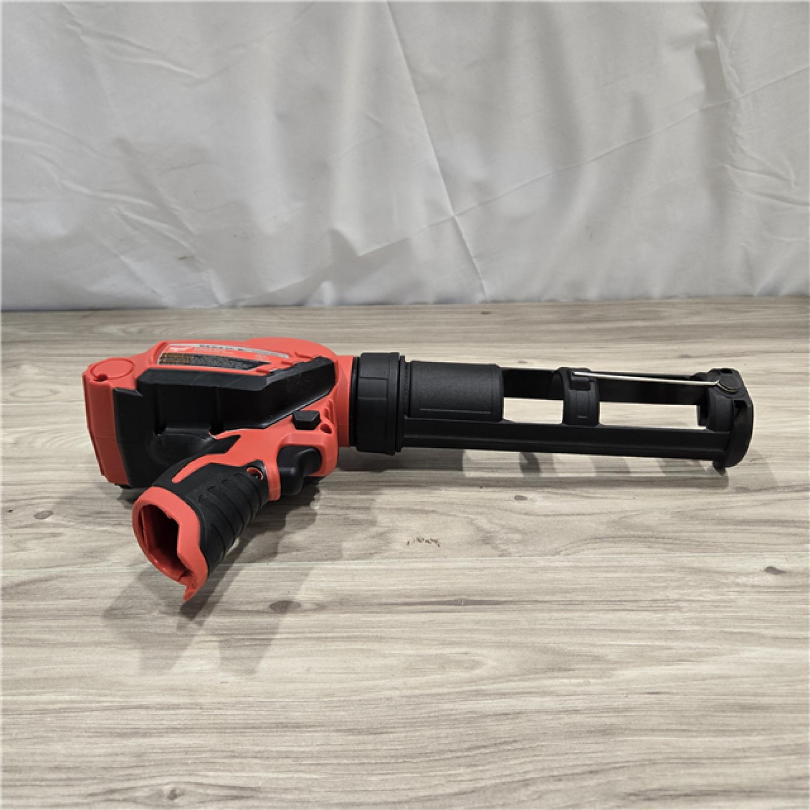 AS-IS Milwaukee 2441-20 M12 12V Cordless 10oz Caulk/Adhesive Gun (Tool Only)